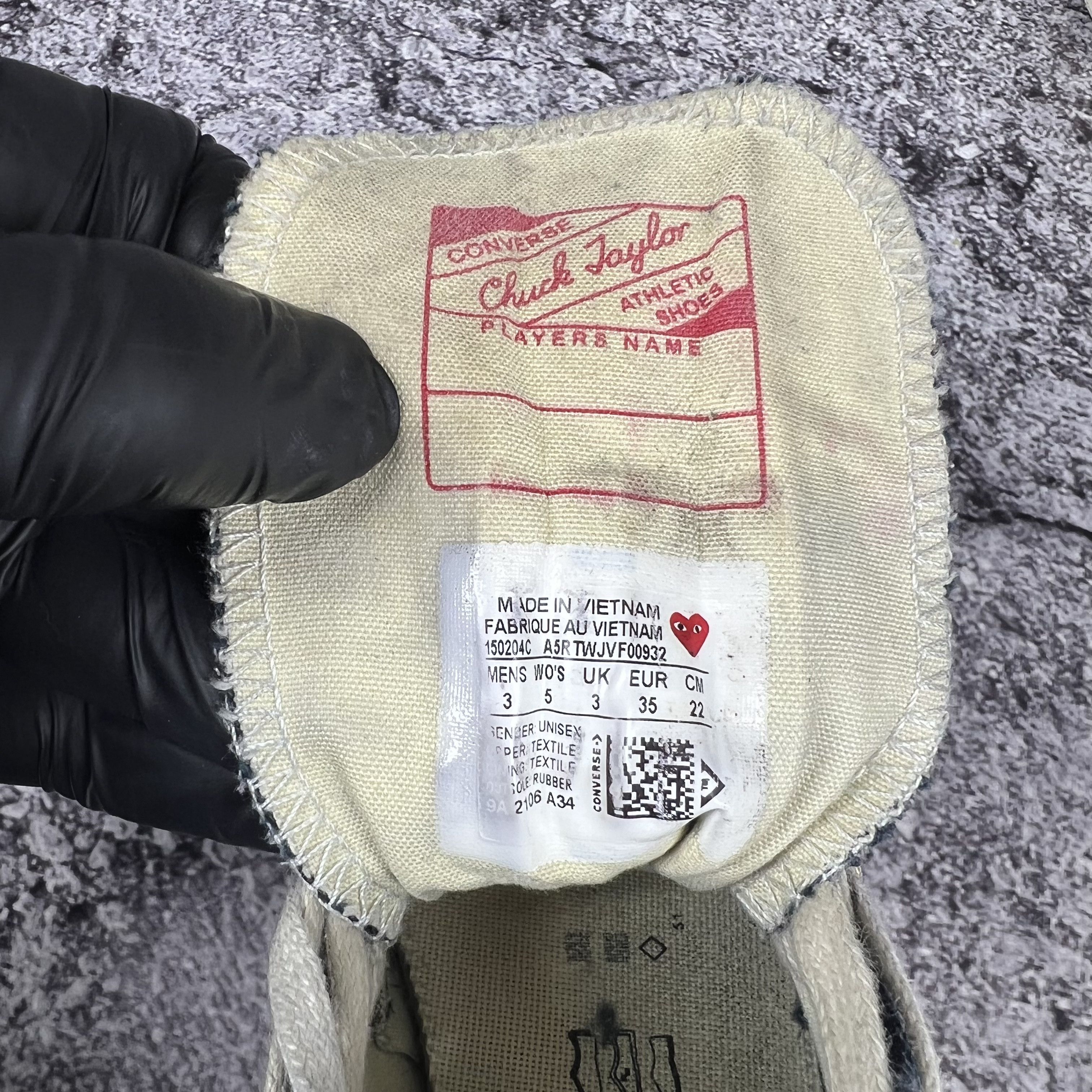 Comme des Garcons PLAY × Converse Come des Garcons x Converse Sneakers Size UK 3 / EUR 35 Size US 5.5 / IT 35.5 - 16 Thumbnail