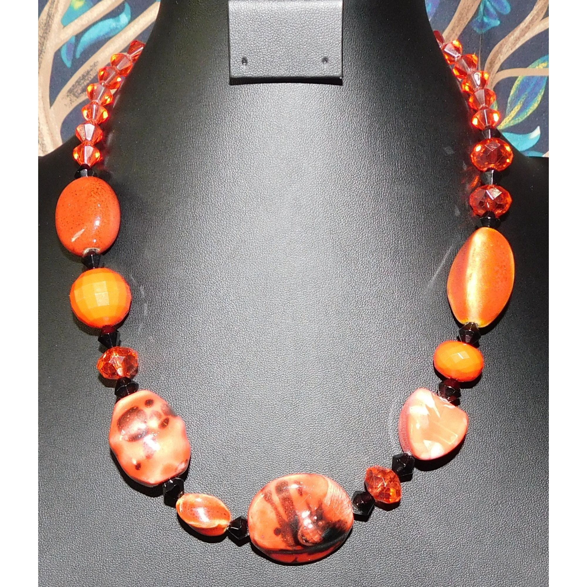Other Chunky Abstract Red And Black Statement Necklace Size ONE SIZE - 1 Thumbnail