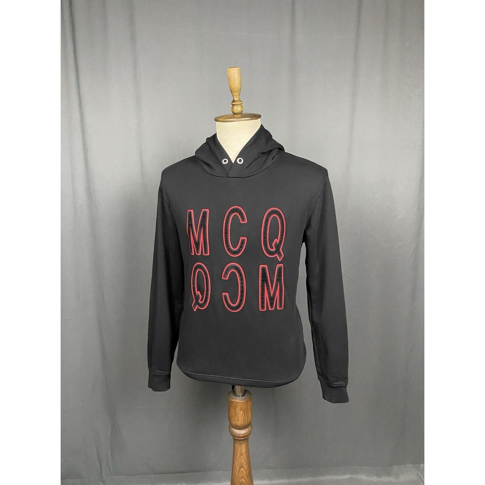Alexander McQueen Alexander McQueen Big Logo Men's Black Hoodie Sweater Size S Size US S / EU 44-46 / 1 - 2 Thumbnail