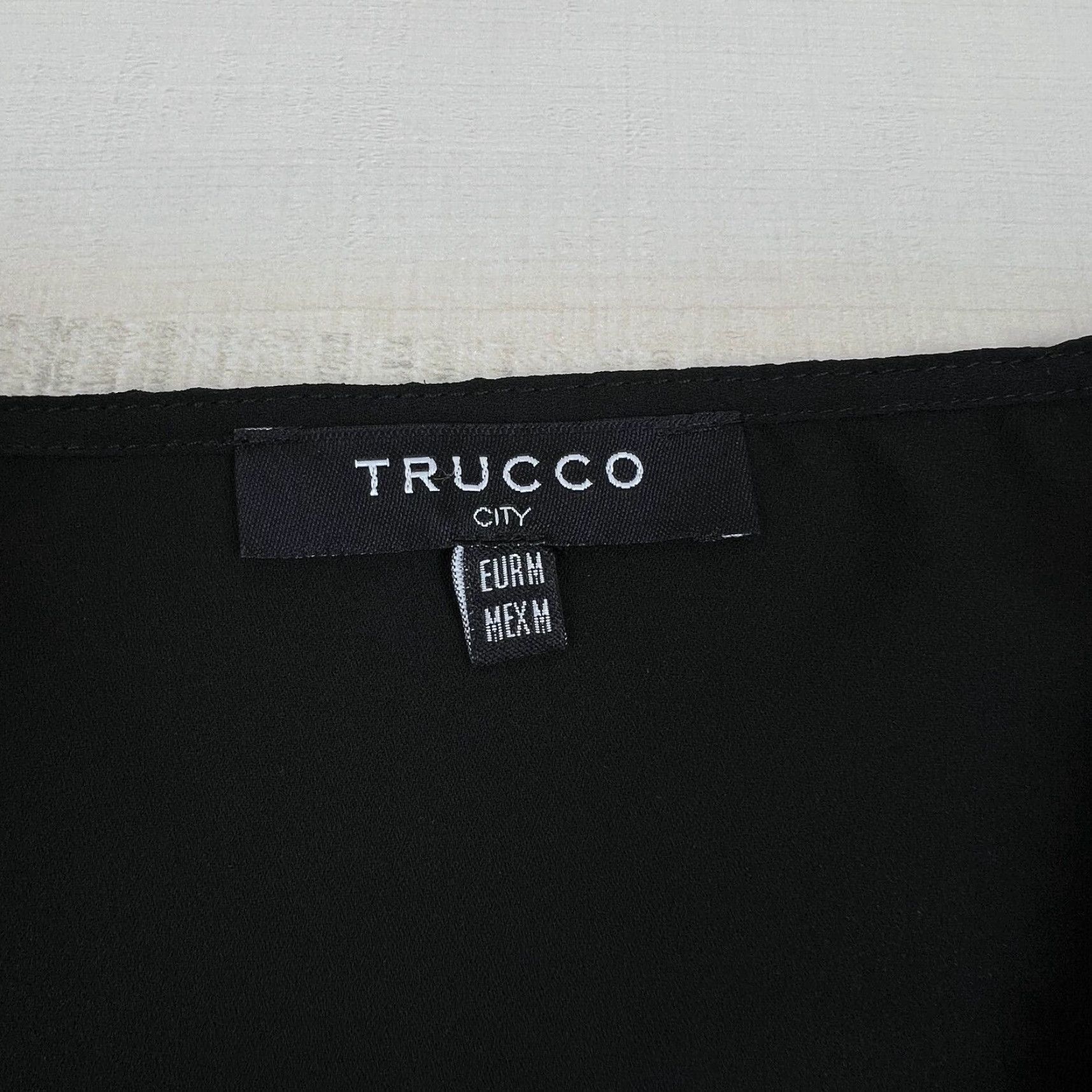 Vintage Trucco City Womens Blouse Medium Black Long Sleeve Ruffle V Neck Size M / US 6-8 / IT 42-44 - 3 Thumbnail
