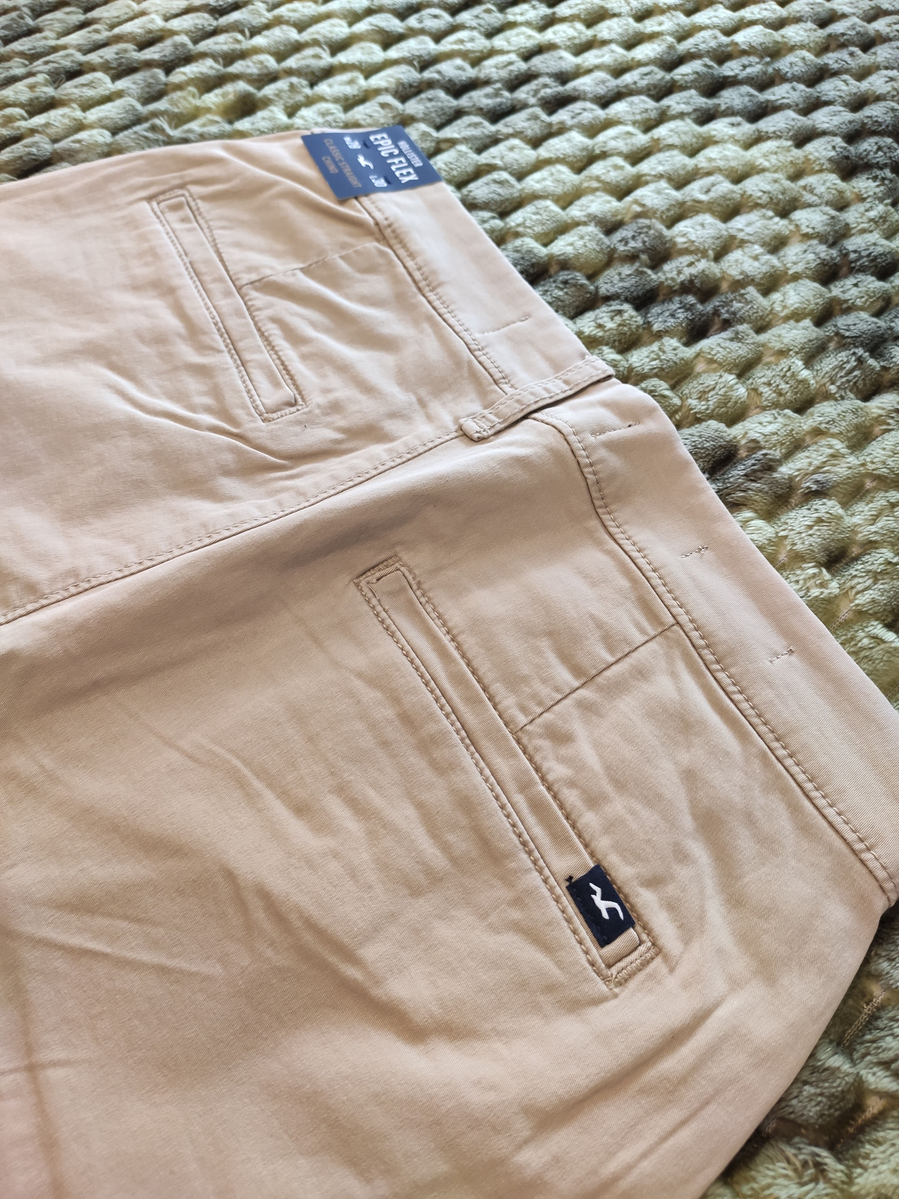 Hollister Hollister autentico. Pant uomo classici caci chiaro 28W 30L Size US 28 / EU 44 - 3 Thumbnail