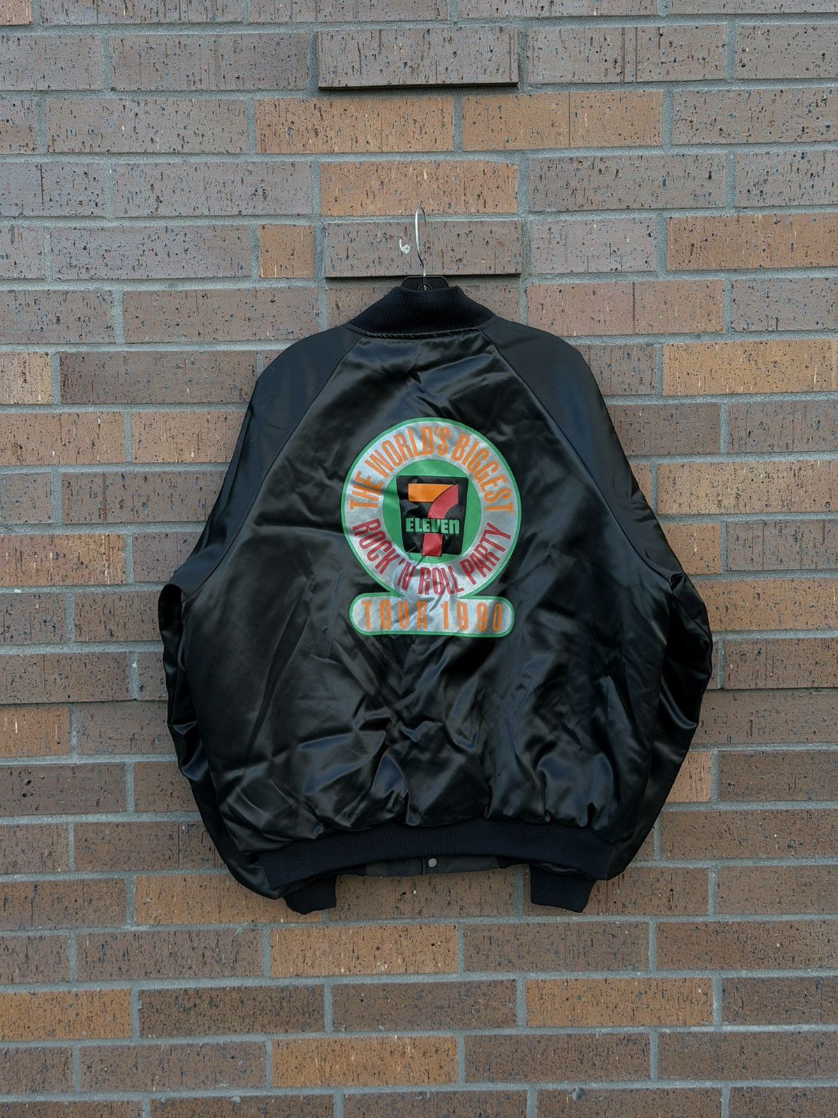 Band Tees Vintage 80s 7-Eleven Rock N Roll Tour Jacket Satin Bomber XL Size US XL / EU 56 / 4 - 1 Thumbnail