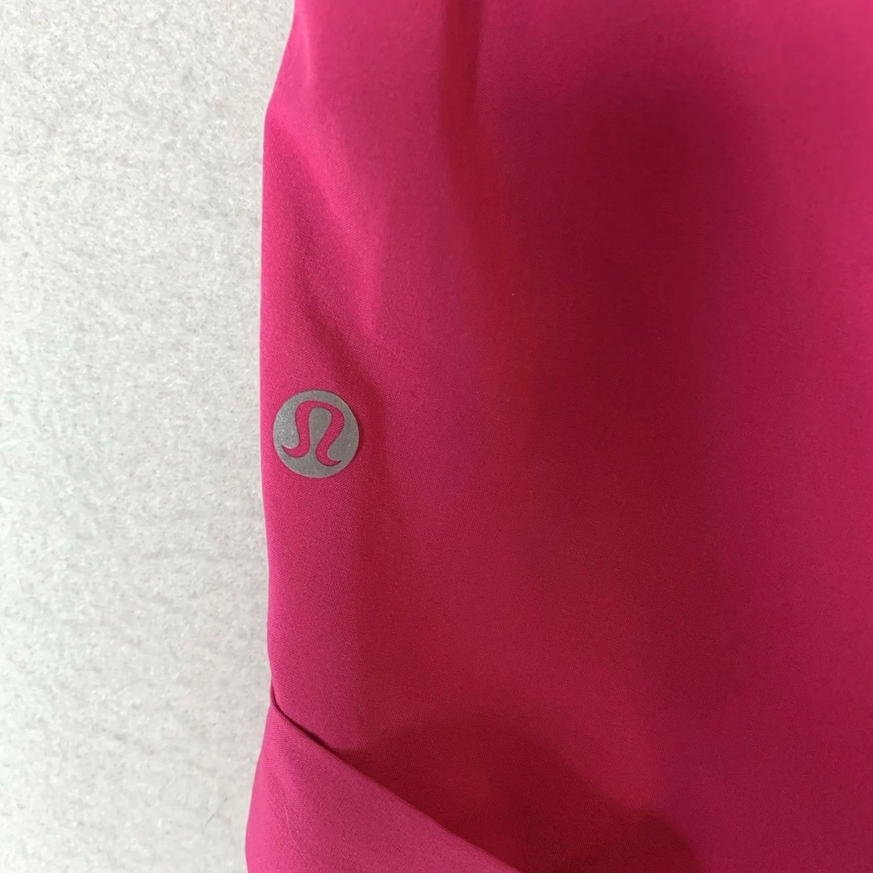 Lululemon Lululemon Shorts Womens 6 Pink Spring Break Away Cuffs Beach Pickleball Shirt? Size 28" / US 6 / IT 42 - 3 Thumbnail