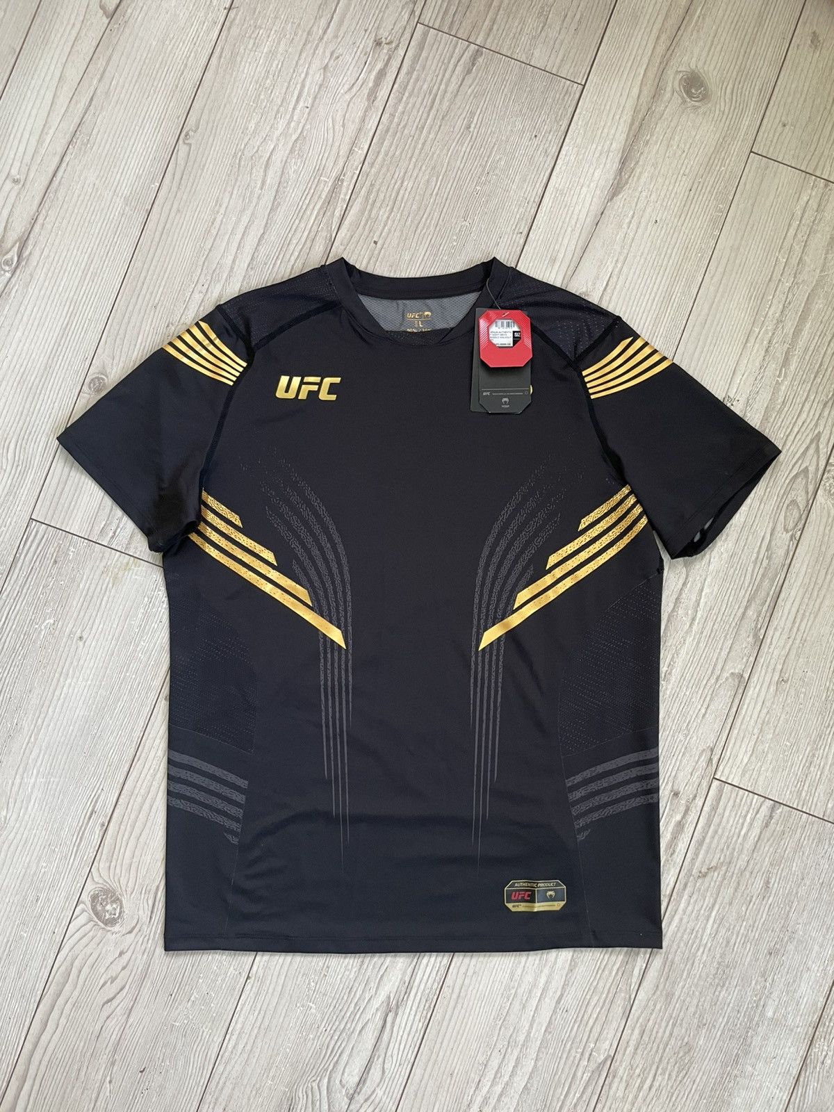 UFC UFC Dustin Poirier Fight t shirt Size US L / EU 52-54 / 3 - 3 Thumbnail
