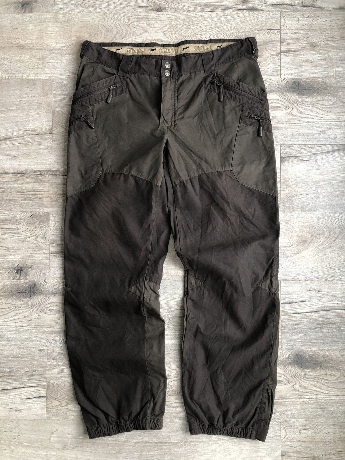 image of Outdoor Life x Realtree Harkila Hunter Mountain Outdoor Pants in Dark Brown, Men's (Size 38)