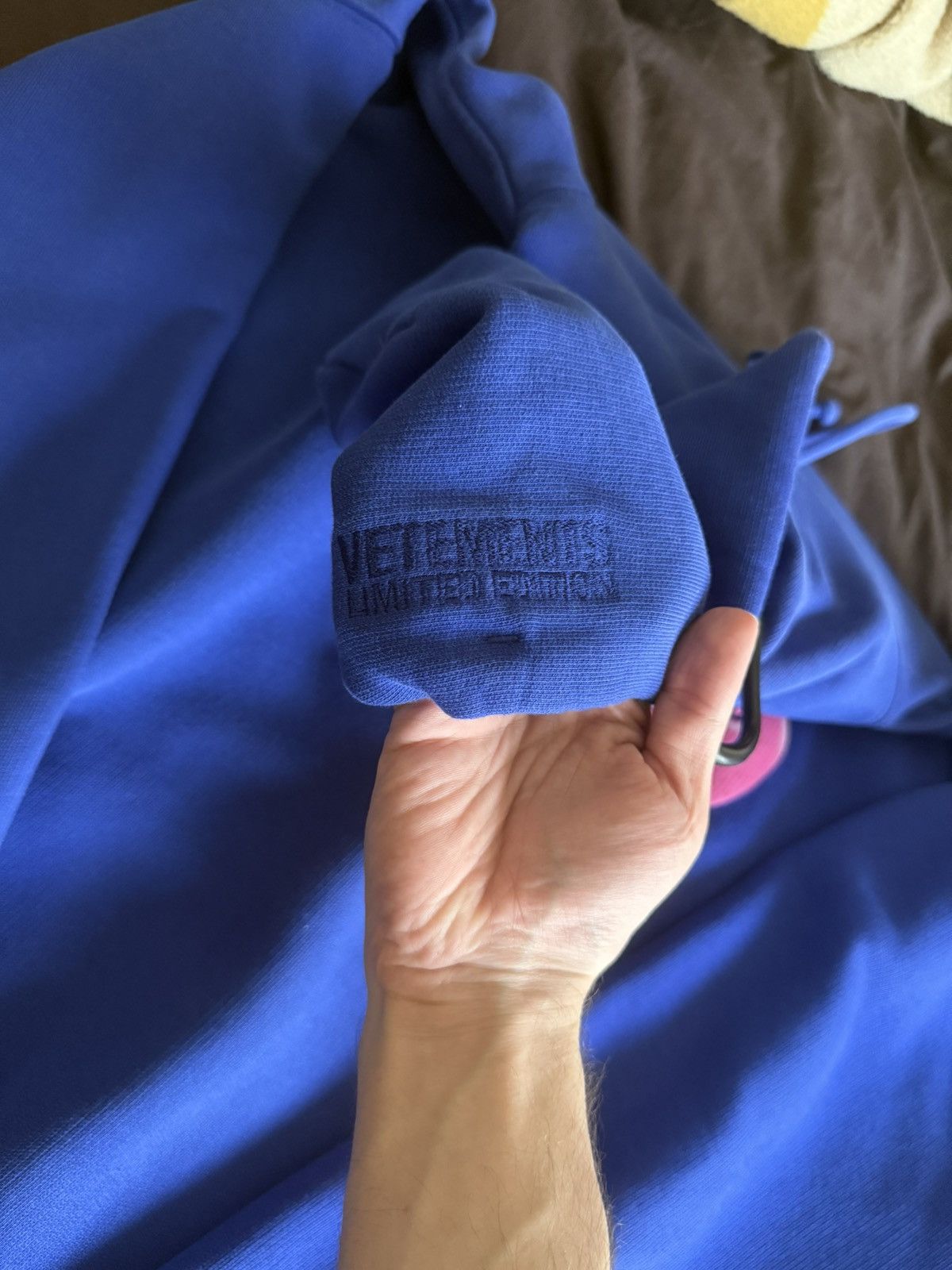 Vetements Vetements Kissing Dolphin Hoodie Size US XS / EU 42 / 0 - 7 Thumbnail