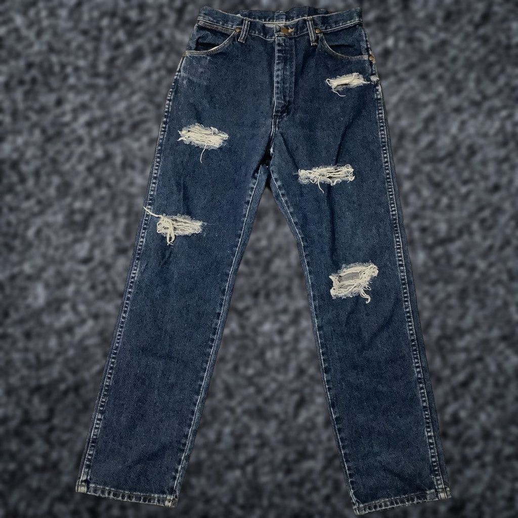 Wrangler VINTAGE Wrangler Jeans Blue 28 X 30 Regular Women Denim USA Western 100% Cotton Medium Blue Fabric Wash USA Theme Jeans Wrangler Women Medium Bootcut? Size 28" / US 6 / IT 42 - 1 Thumbnail