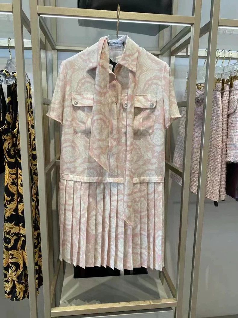 Versace Versace Pink Baroque Silk Dress - dmc Size US 36 / EU 52 - 1 Thumbnail