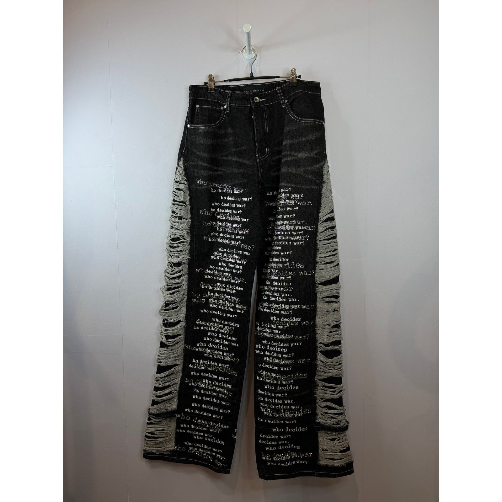 Who Decides War WDW Rhinestone Scripture Black Jeans Size US 32 / EU 48 - 1 Thumbnail