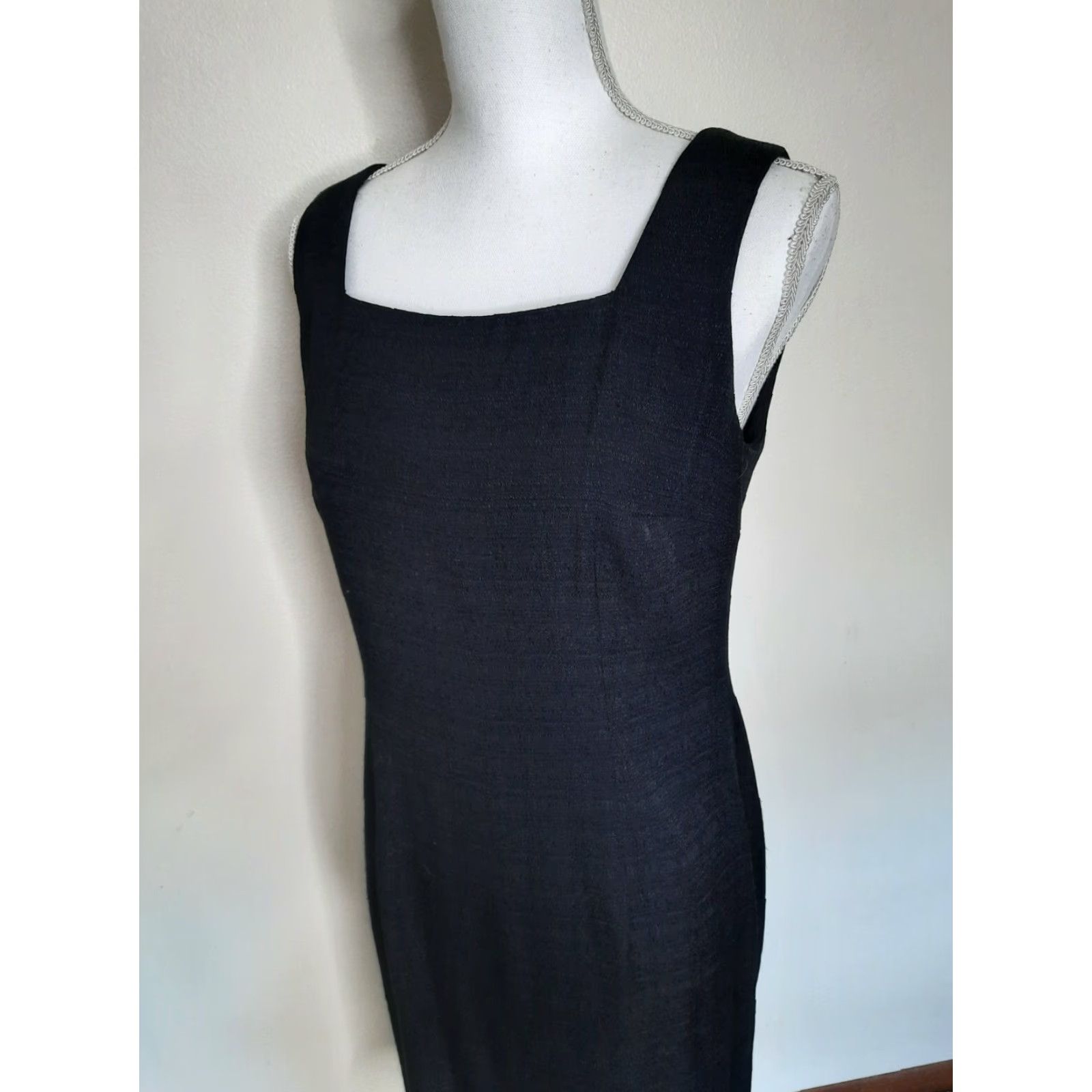 Vintage VIRGO Vintage Little Black Sleeveless Dress Pencil Dress Size 6 Rayon USA Square Neck Womens Sleeveless 90s Casual Knee Length Size M / US 6-8 / IT 42-44 - 4 Thumbnail