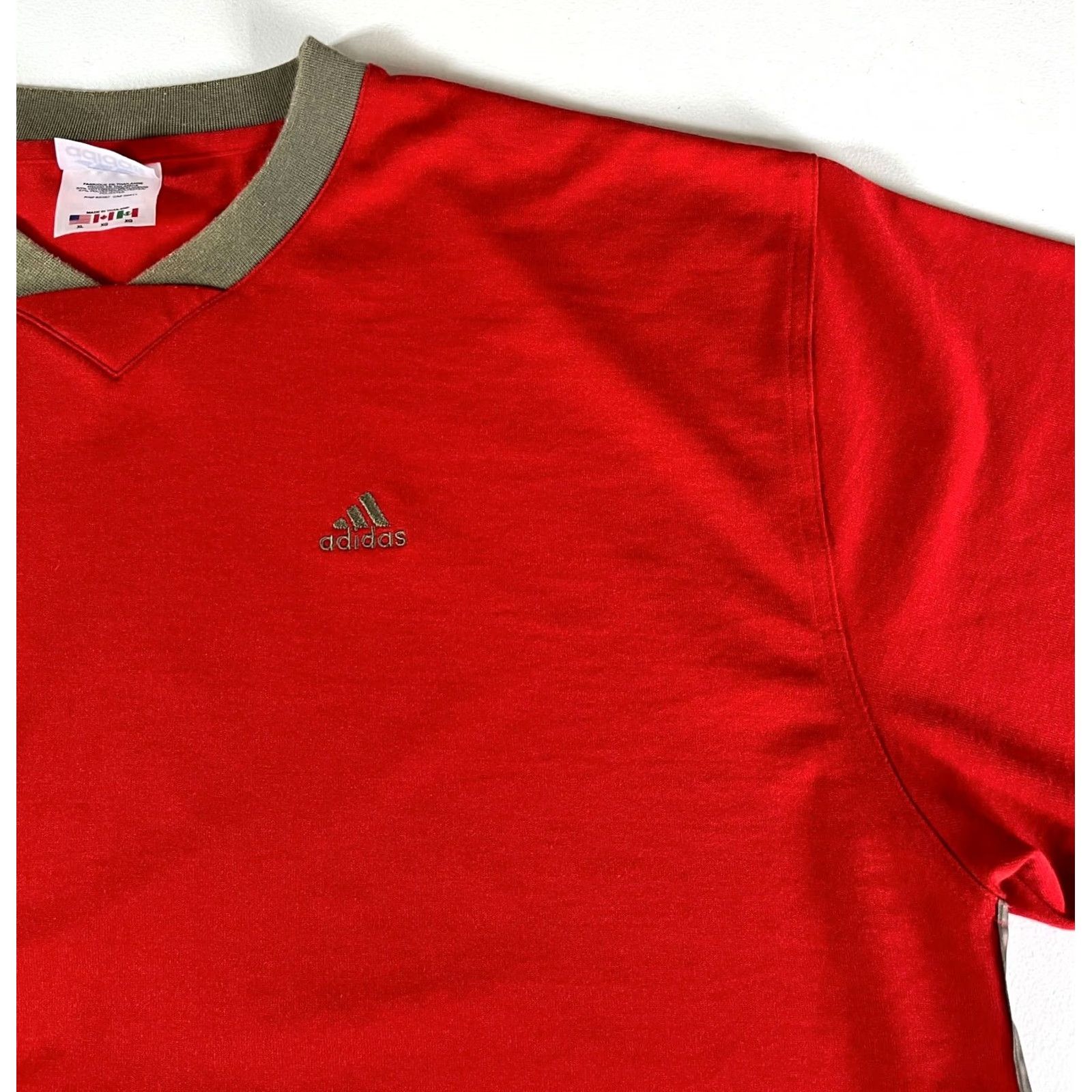 Adidas VINTAGE adidas 3 Stripes Tee Men’s 90s V-Neck XL Red Shirt T-Shirt Logo 1990s Decade Mens Size US XL / EU 56 / 4 - 5 Thumbnail