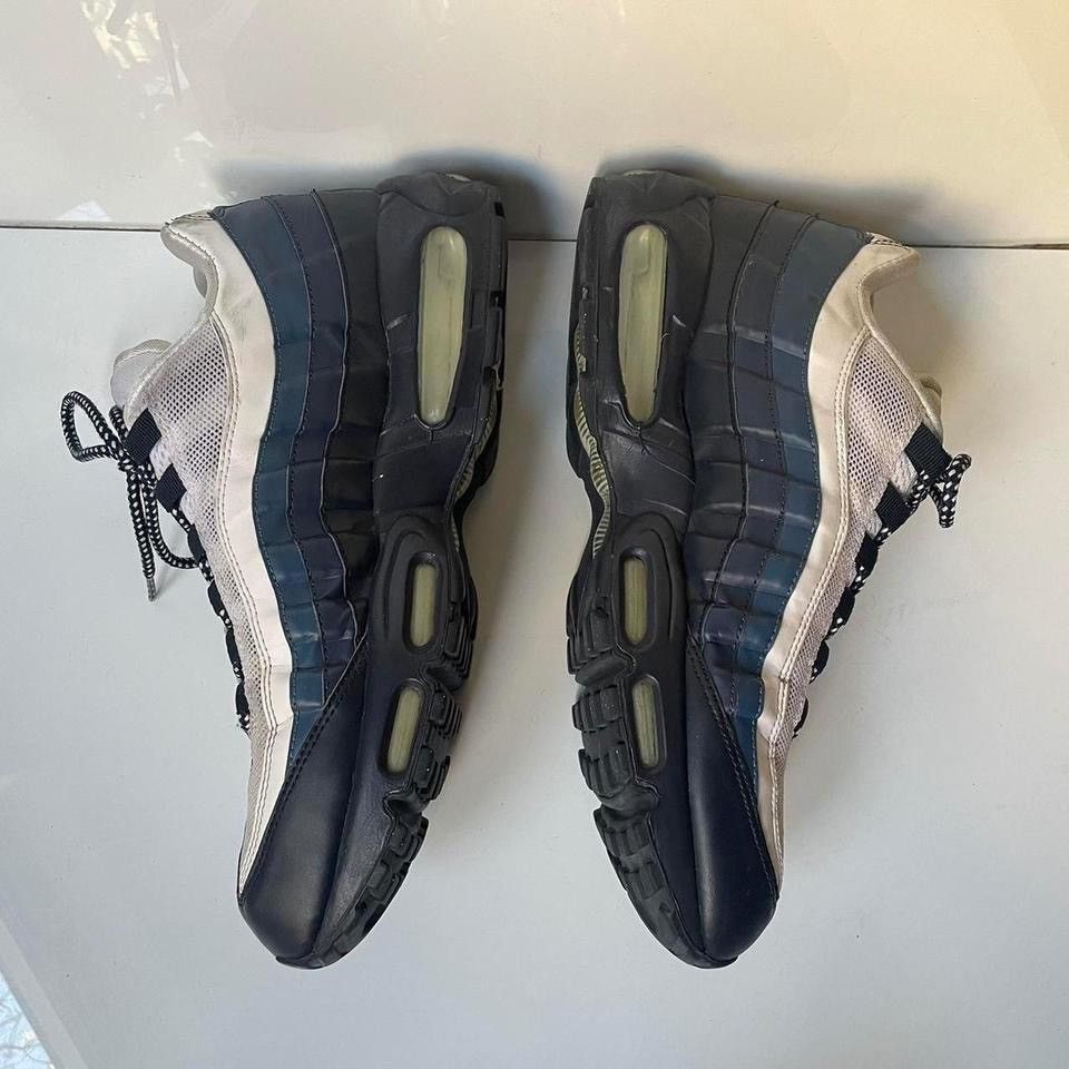 Nike 2000s air max 95 Size US 11 / EU 44 - 4 Thumbnail