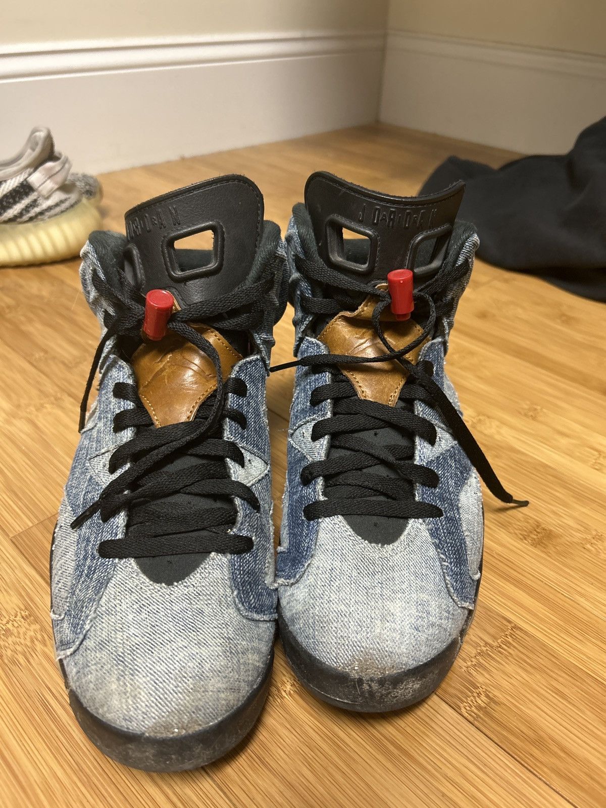 Jordan Brand Jordan 6 washed denim Size US 10.5 / EU 43-44 - 3 Thumbnail