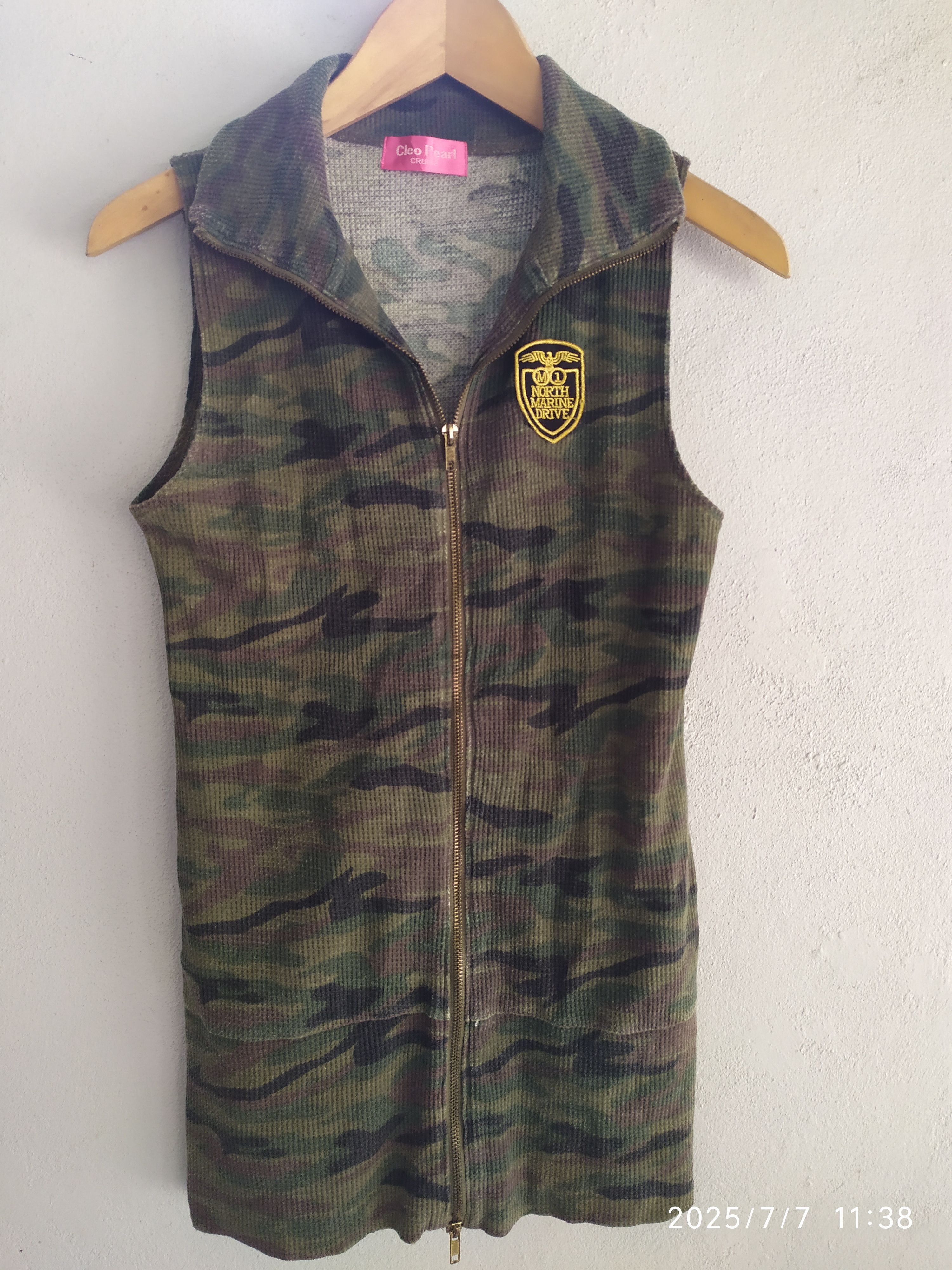 If Six Was Nine Japanese Cleo Pearl camo Vest Shirt Size M / US 6-8 / IT 42-44 - 2 Thumbnail