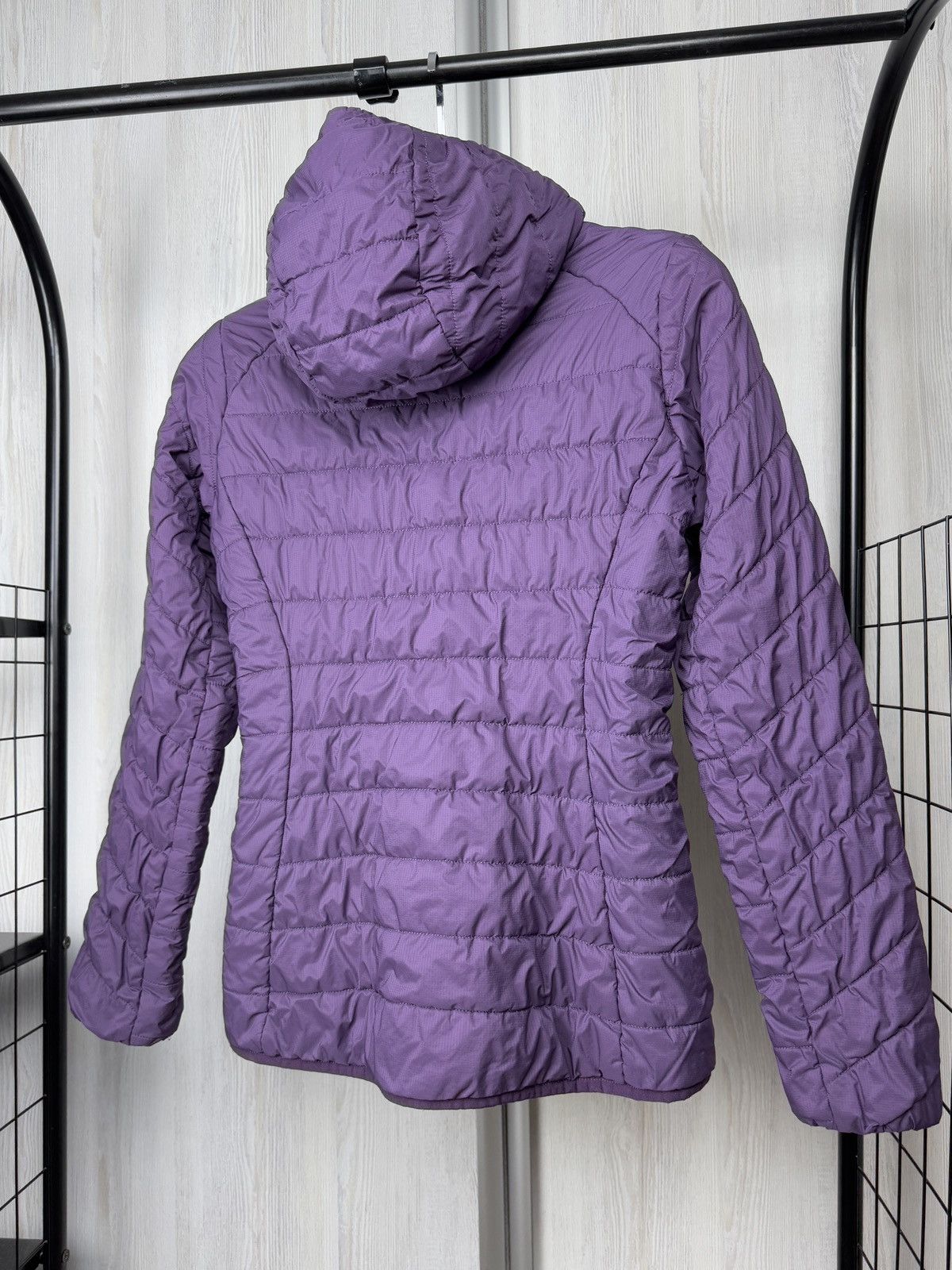Icebreaker Icebreaker Women’s MerinoLOFT Hyperia Lite Hooded Jacket Size S / US 4 / IT 40 - 8 Thumbnail