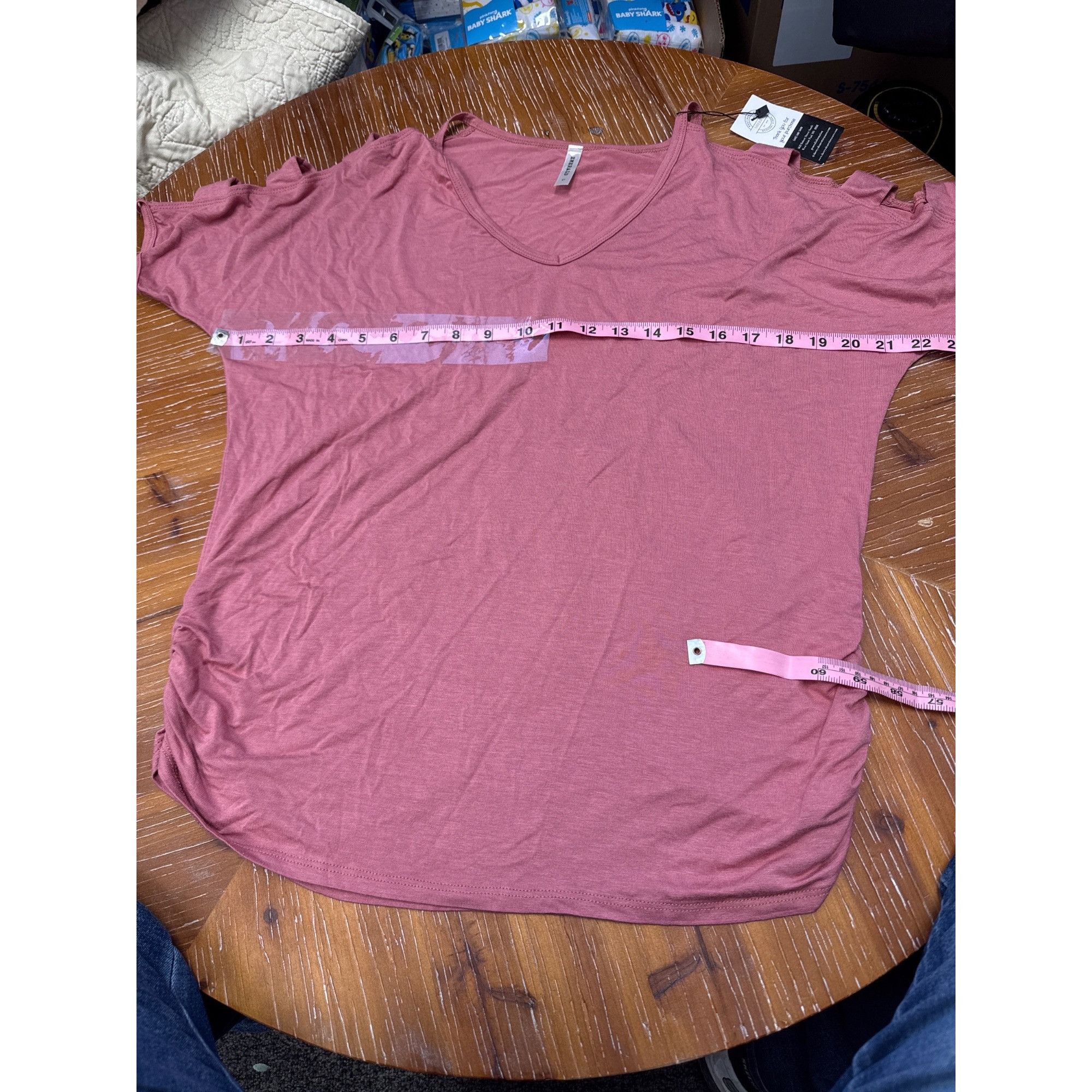 Other Womens Large Pink V-Neck Cutout Sleeve Top Medium Rayon/Span Size L / US 10 / IT 46 - 7 Thumbnail