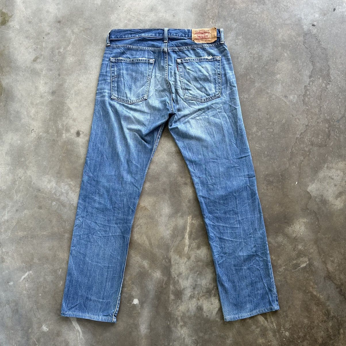 Jean × Levi's × Vintage Vintage Levi’s 505 Distressed Faded Denim Jean Pant W35 Size US 35 - 10 Thumbnail