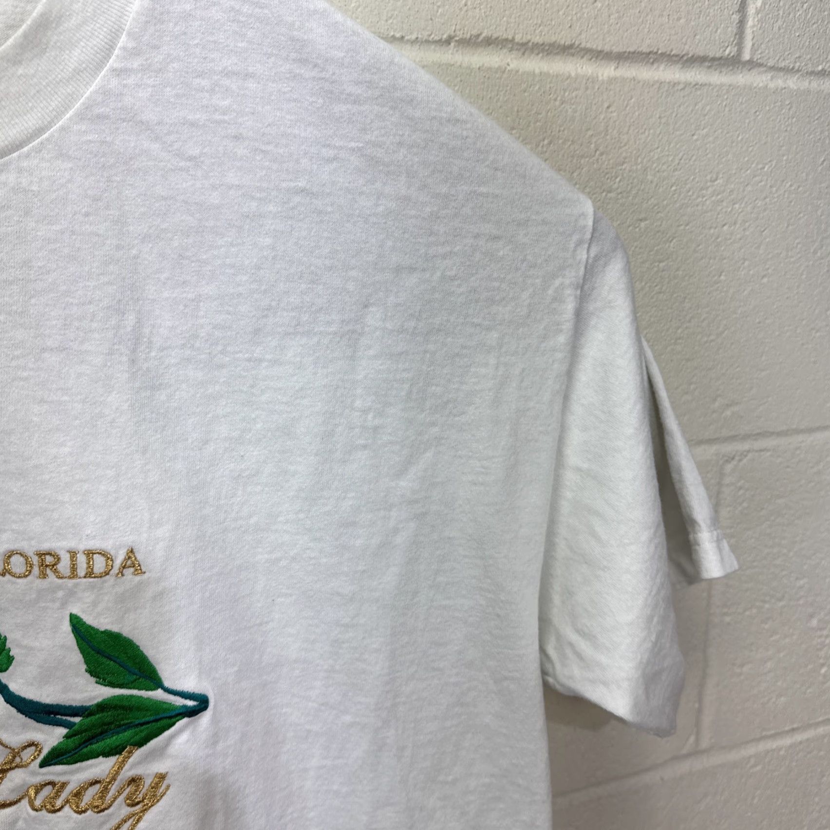 Delta VINTAGE Delta Embroidered Roses T-Shirt XL White Casual 90s Womens Size XL / US 12-14 / IT 48-50 - 7 Thumbnail