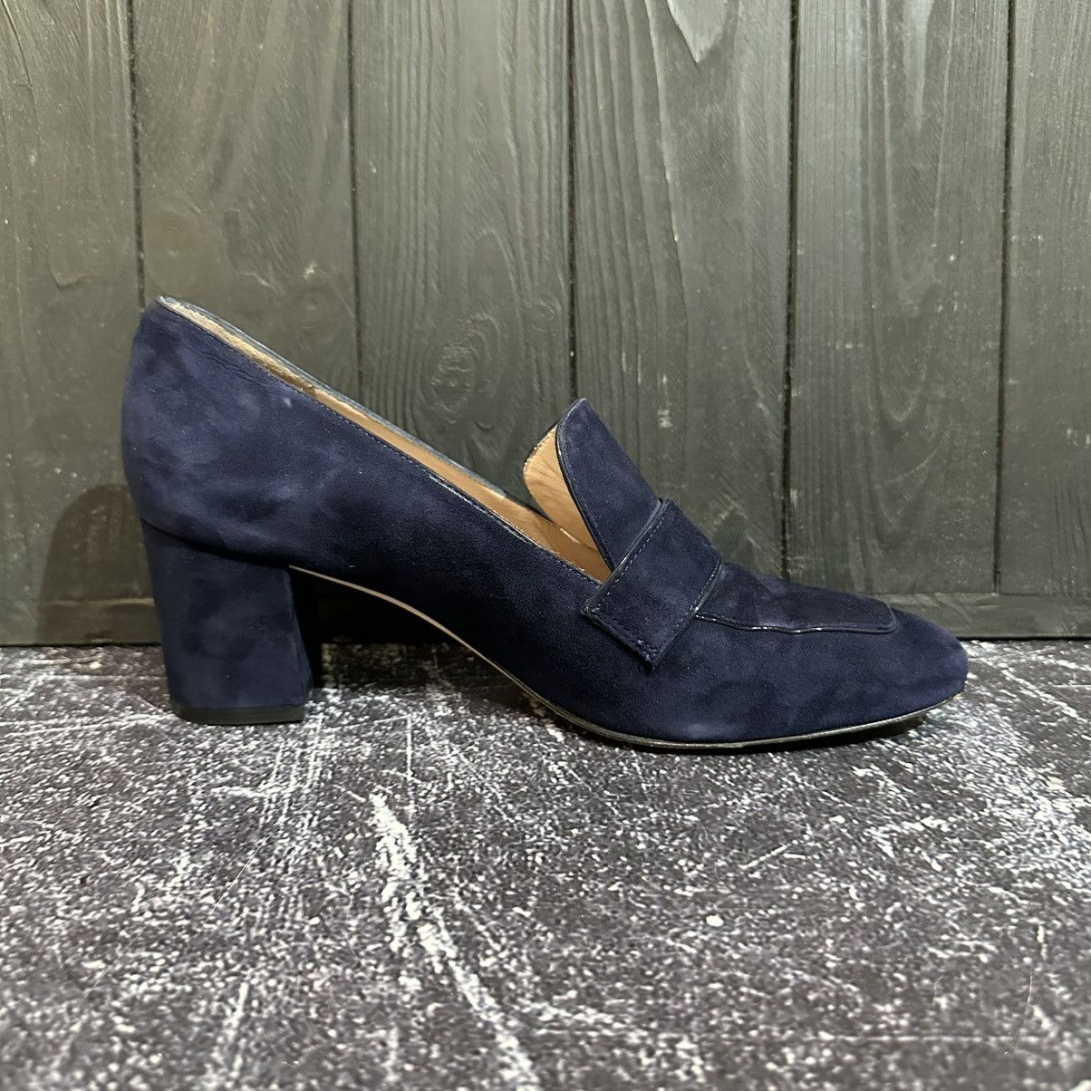Stuart Weitzman Stuart Weitzman women’s suede loafers heels size 40 Size US 10 / IT 40 - 9 Thumbnail