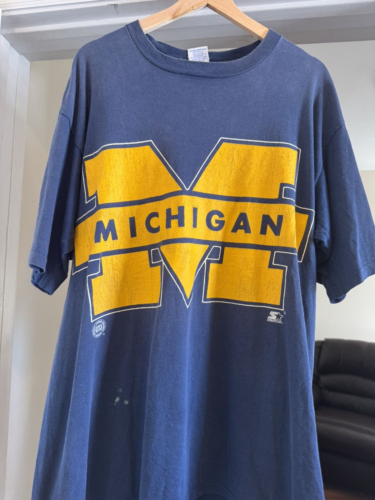 Starter Vintage Michigan Wolverines Starter t shirt size L Size US L / EU 52-54 / 3 - 2 Thumbnail