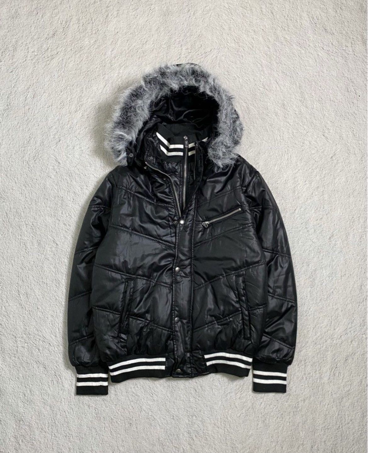 Japanese Brand 2000s Japanese arcive Fur Puffer Jacket Gilevan Black Gothic Size US M / EU 48-50 / 2 - 1 Thumbnail