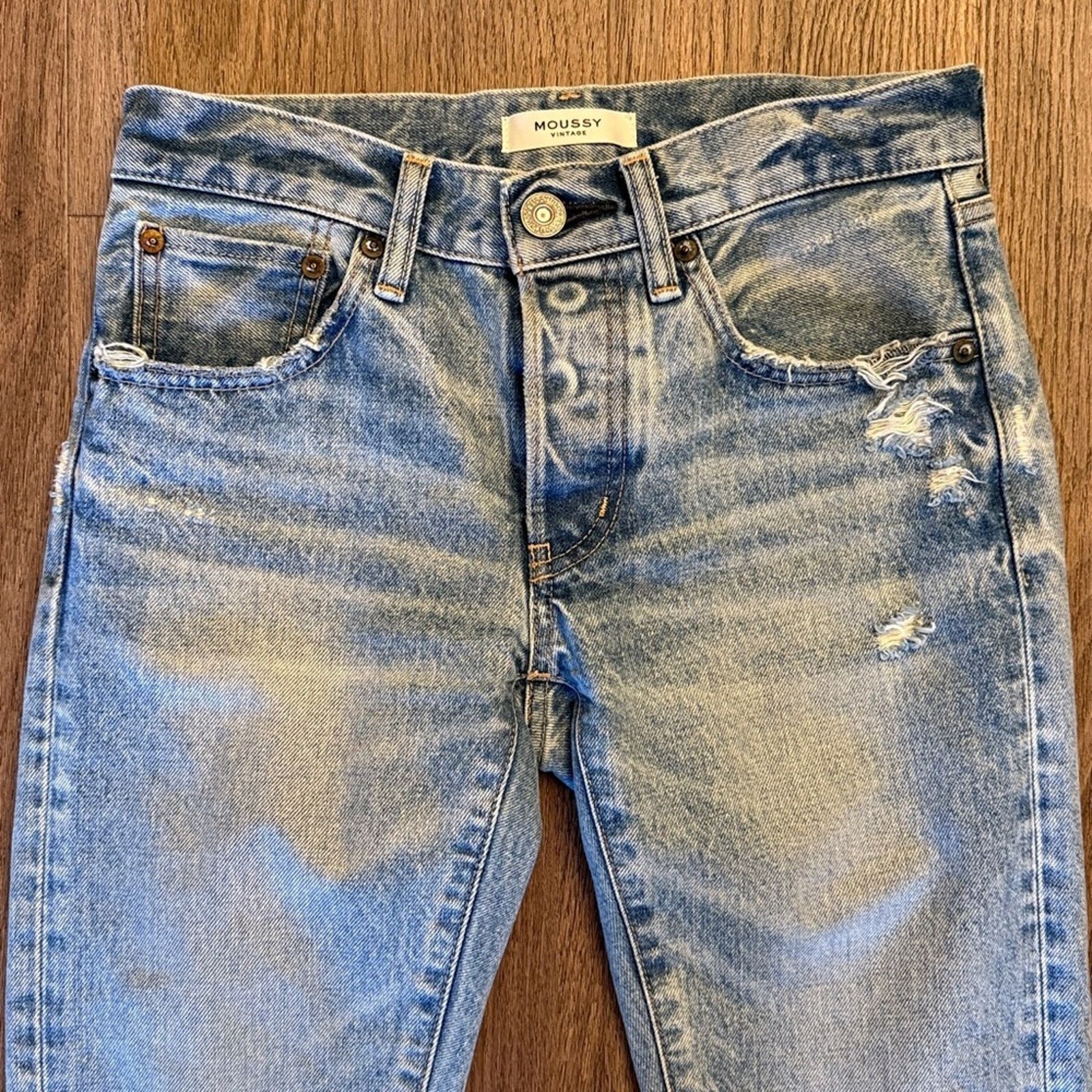 MOUSSY NWOT Moussy Vintage distressed Denim Jeans size 24 Size 24" / US 00 / IT 34 - 2 Thumbnail