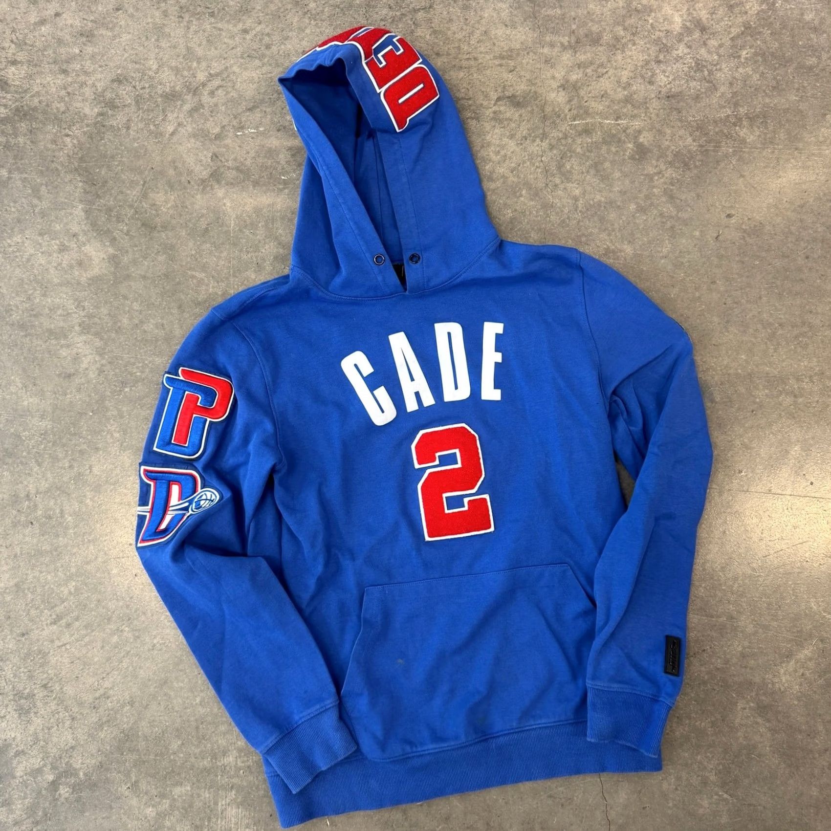 Pro Standard VINTAGE Detroit Pistons Cade Cunningham Pro Standard Blue Team Pullover Hoodie M Mens Blue Hoodie Size US M / EU 48-50 / 2 - 2 Thumbnail