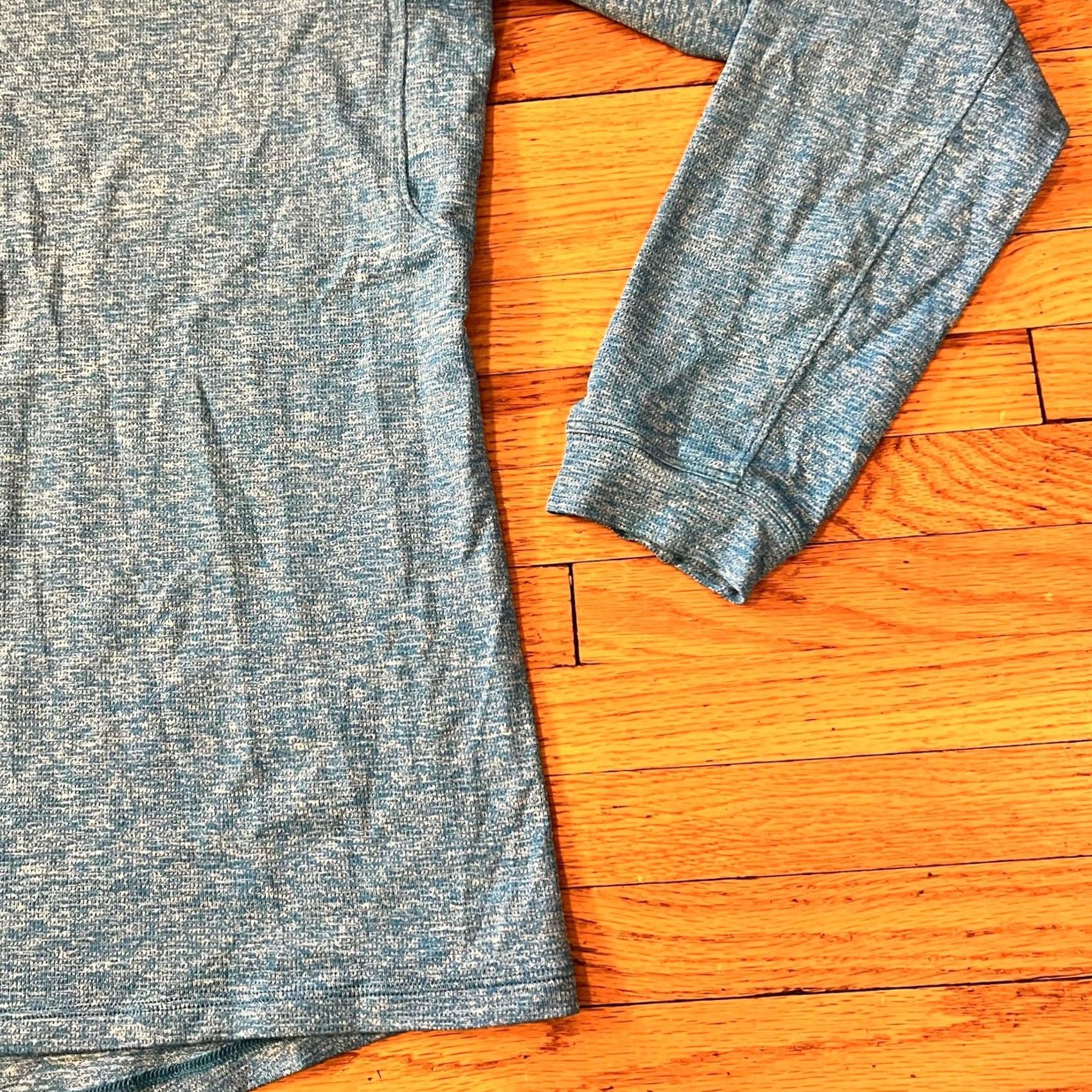 Lululemon Lululemon Hoodie Shirt Womens Medium Long Sleeve Performance Blue Size M / US 6-8 / IT 42-44 - 4 Thumbnail