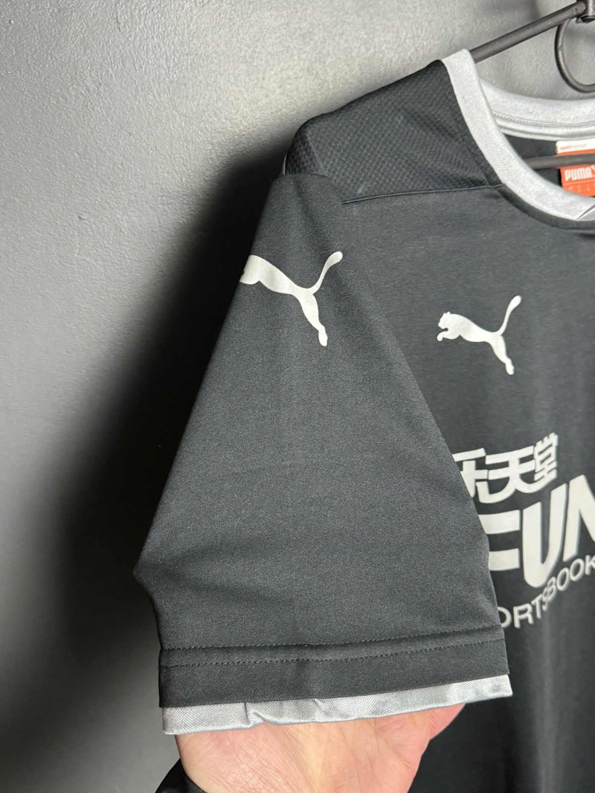 Puma Burnley 14/15 Away Football Jersey Size US S / EU 44-46 / 1 - 4 Thumbnail