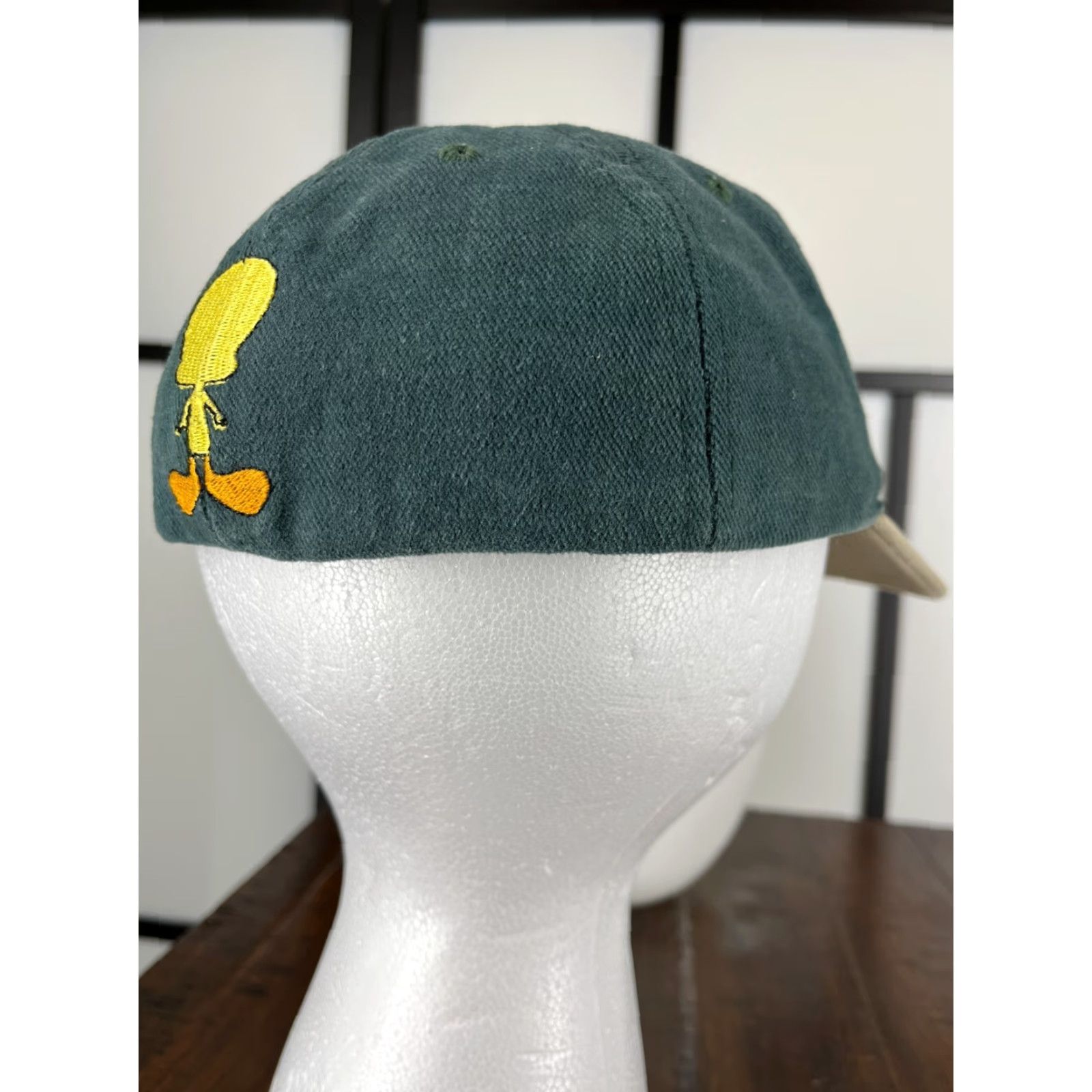 Vintage Warner Brothers Hat Fitted Adult Small Tweety Bird Green Beige USA 1991 Size ONE SIZE - 7 Thumbnail