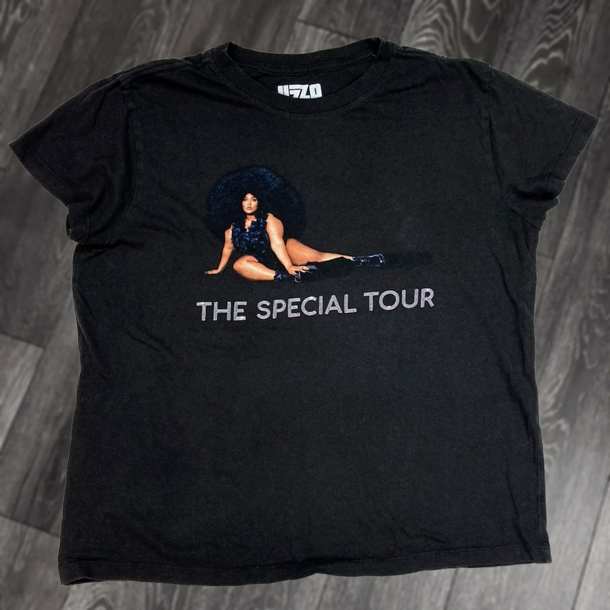 Rizzoli Lizzo The Special Tour Graphic T-shirt Women Small Black Short Sleeve Size S / US 4 / IT 40 - 1 Thumbnail