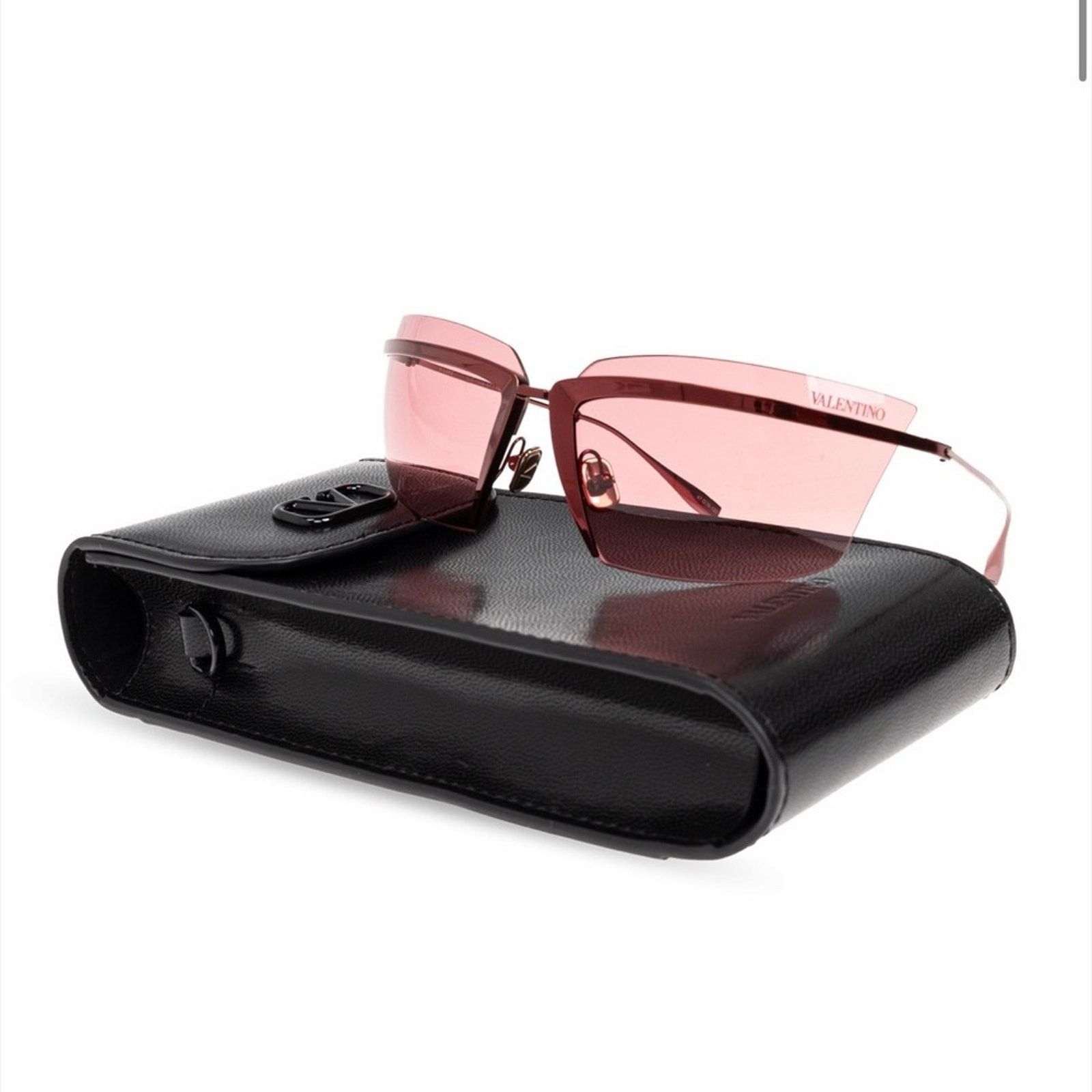 New! Valentino V LURE VLS 130B, Stylish Red Sunglasses display picture 3