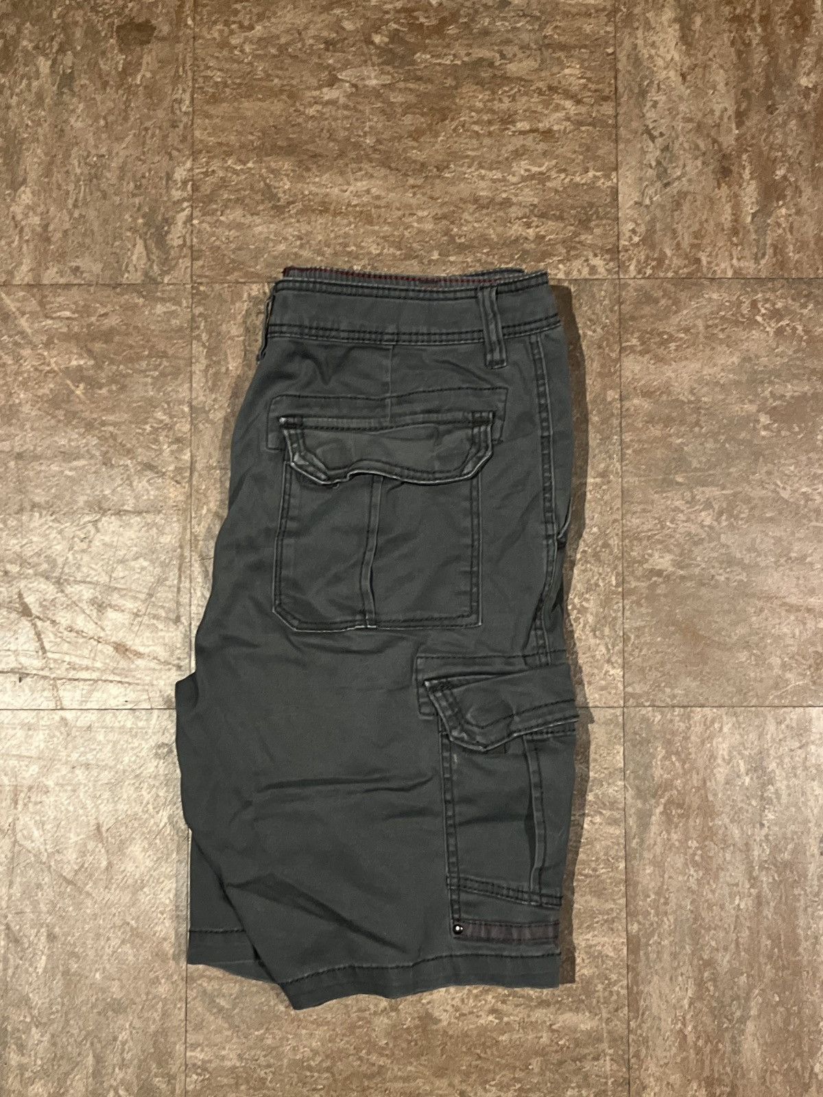 UNIONBAY Grey Shorts Size US 34 / EU 50 - 3 Thumbnail