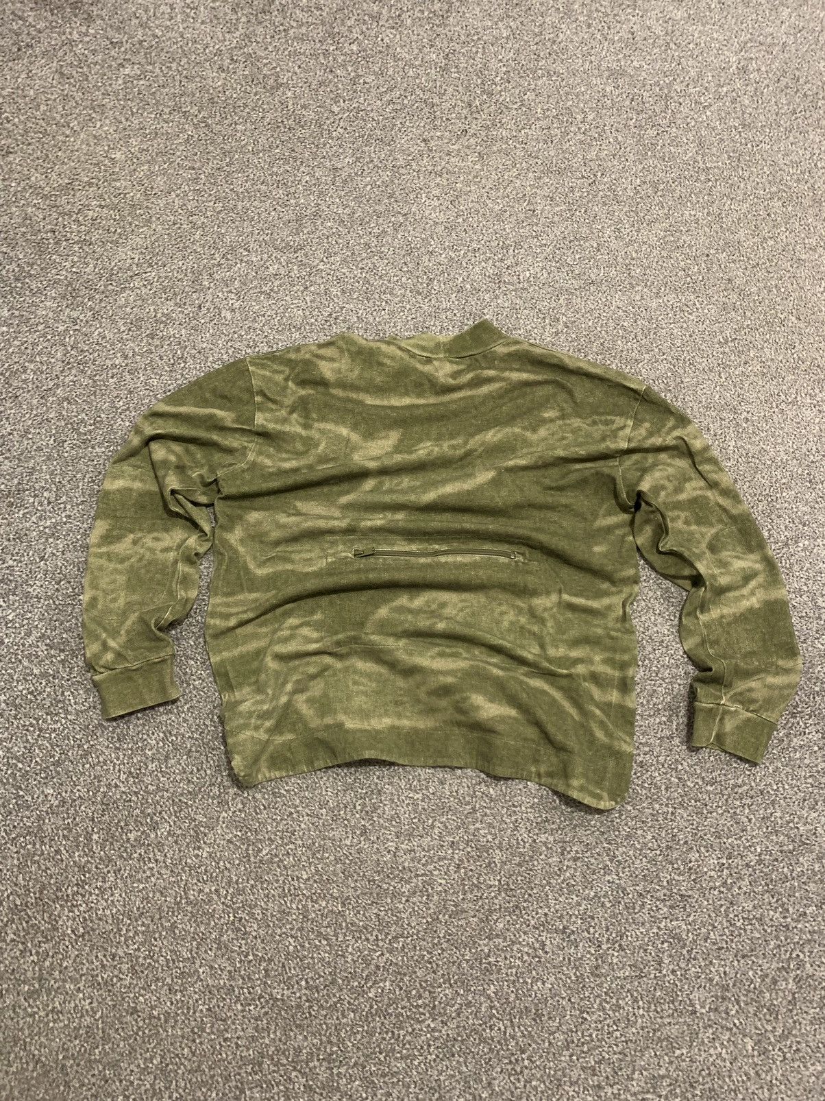 image of Kanye West x Yeezy Season 3 Camo Pocket Longsleeve Sweatshirt, Men's (Size Medium)