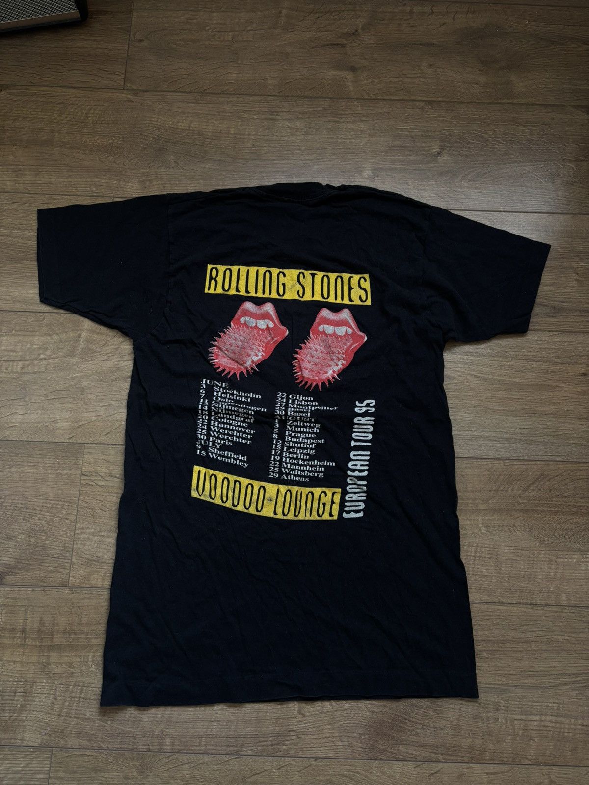Vintage Rolling Stones vintage tee Size US S / EU 44-46 / 1 - 2 Thumbnail