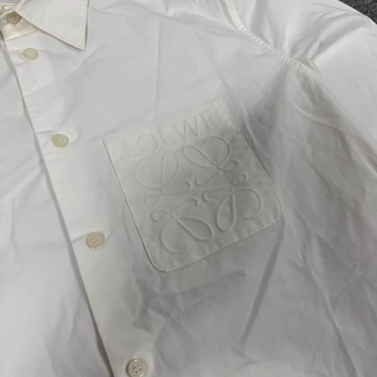 Loewe Loewe Pocket Logo White Long Sleeve Shirt 39 99New Size US M / EU 48-50 / 2 - 5 Thumbnail