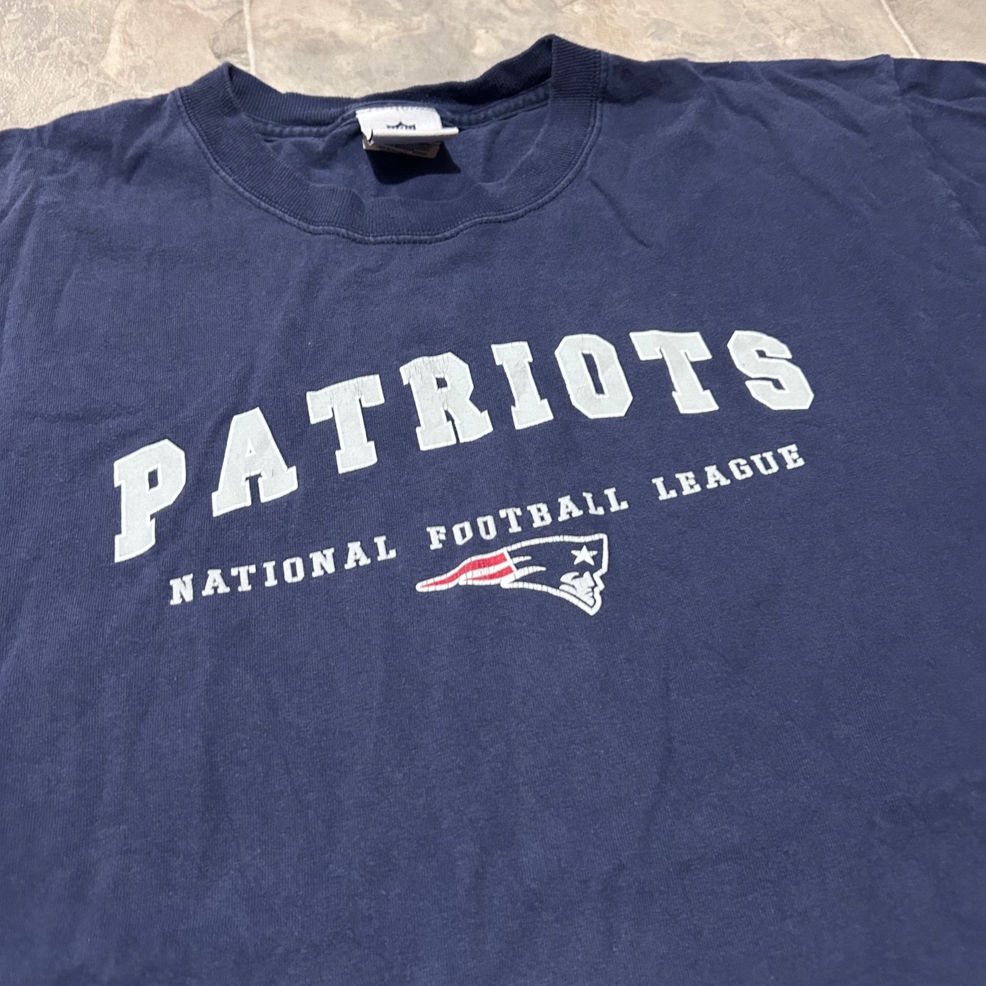 NFL Vintage/y2k style New England Patriots Long Sleeve Shirt! Size US L / EU 52-54 / 3 - 2 Thumbnail