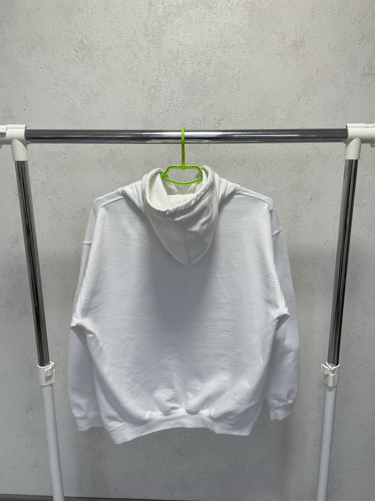 Japanese Brand × Mki Miyuki Zoku × Vintage MKI Miyuki Zoku Japanese Brand White Hoodie Center Logo Size US L / EU 52-54 / 3 - 6 Thumbnail