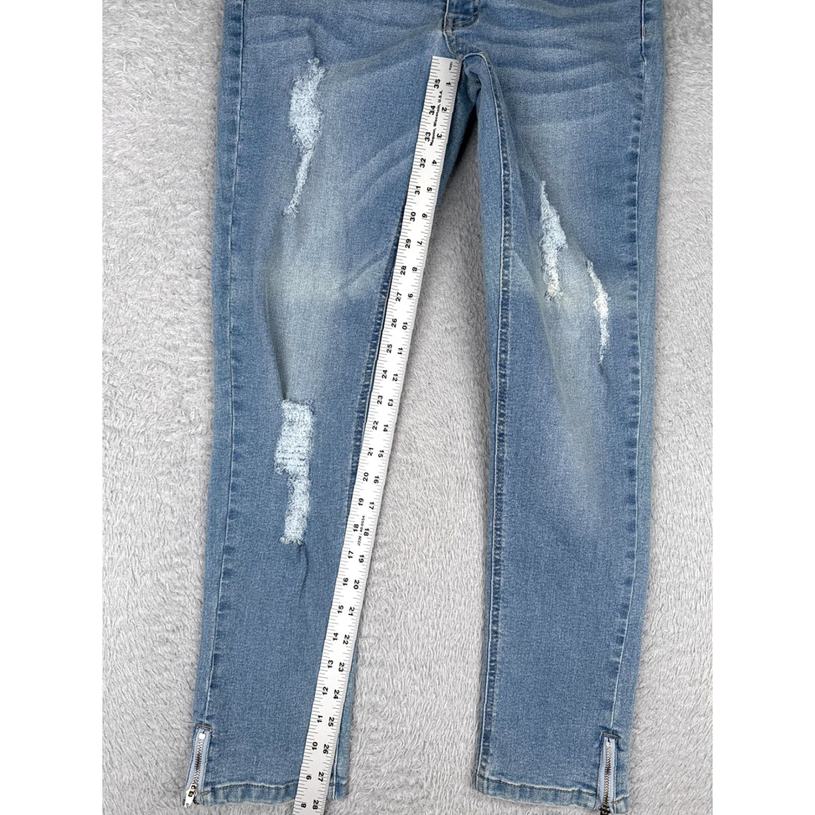 Venus Venus Jeans Womens 4 Blue Light Wash Skinny Ankle Zip Distressed Stretch Denim Size 28" / US 6 / IT 42 - 7 Thumbnail