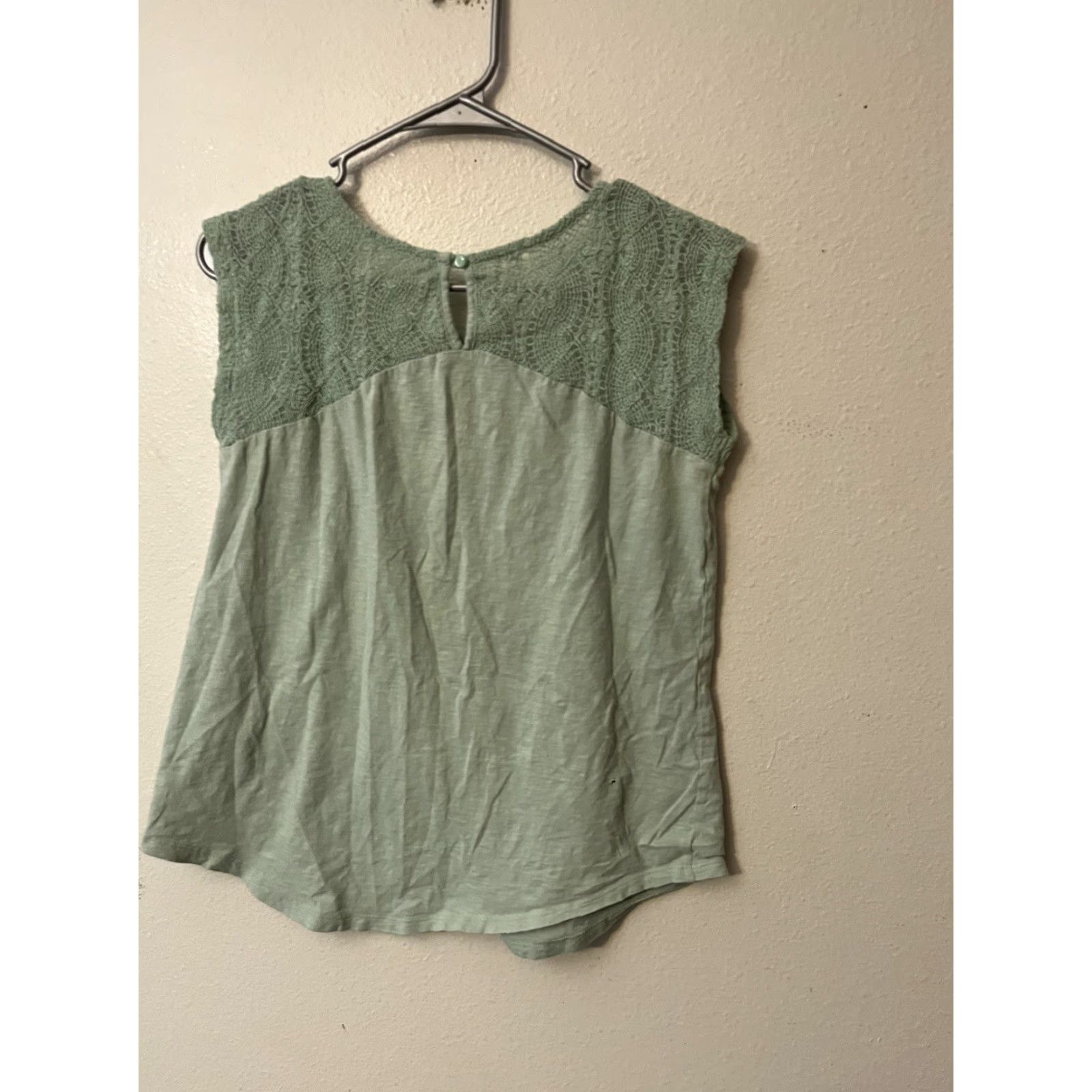 Gap Gap Women's Green Keyhole Round Neck Boho Tank SZ Medium Size M / US 6-8 / IT 42-44 - 2 Thumbnail