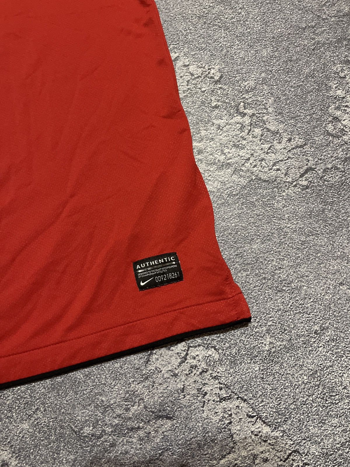 Nike Nike Manchester United Jersey 2010 Home Soccer Jersey AON Size US S / EU 44-46 / 1 - 3 Thumbnail