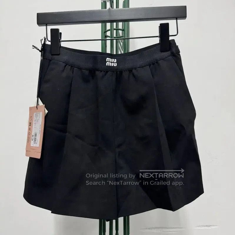 Miu Miu Miu Miu Black Wool Printed Striped Women's Shorts . Size 22" - 1 Thumbnail
