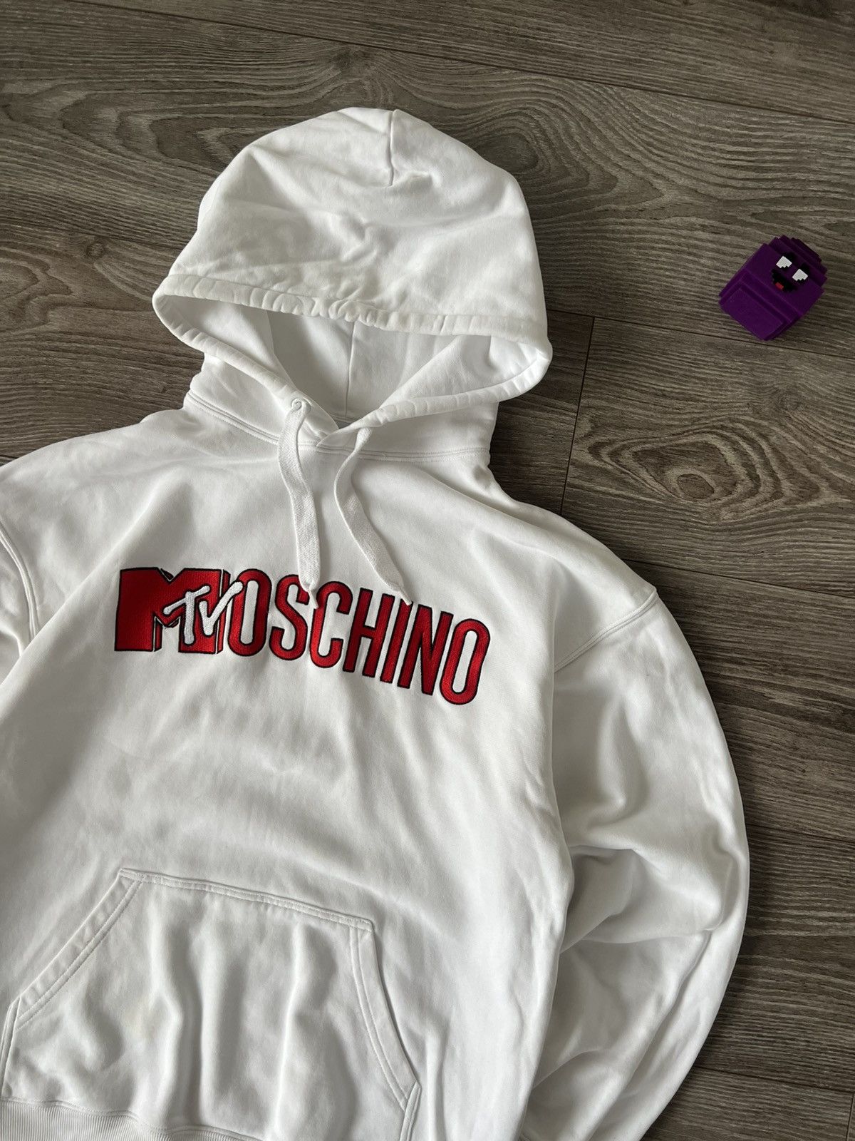 Moschino ‼️Moschino x H&M x Mtv Big Knit Logo White Hoodie‼️ Size US S / EU 44-46 / 1 - 10 Thumbnail