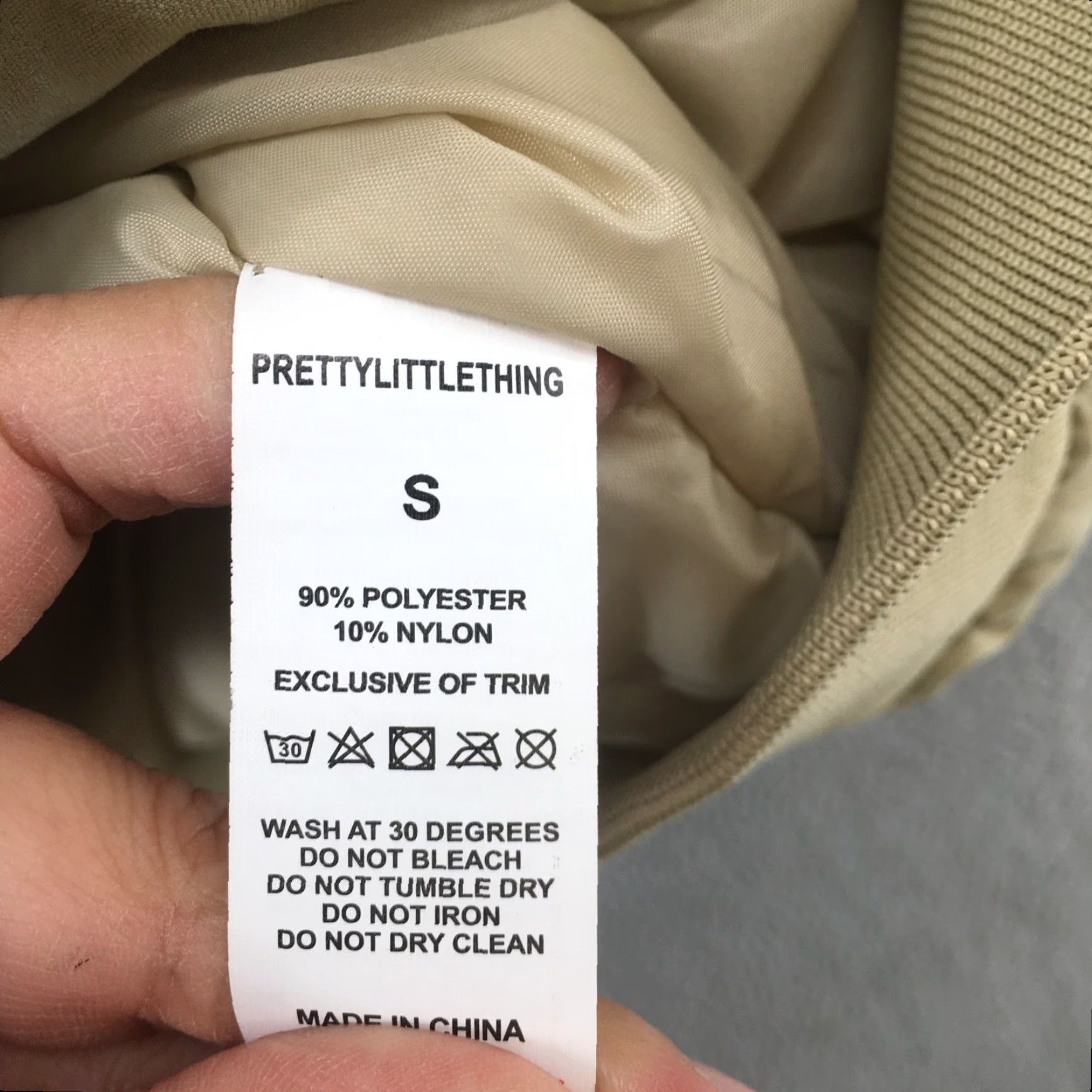 PrettyLittleThing Pretty Little Thing Cropped Bomber Jacket Womens Small Beige Zip Up Long Sleeve Size S / US 4 / IT 40 - 7 Thumbnail