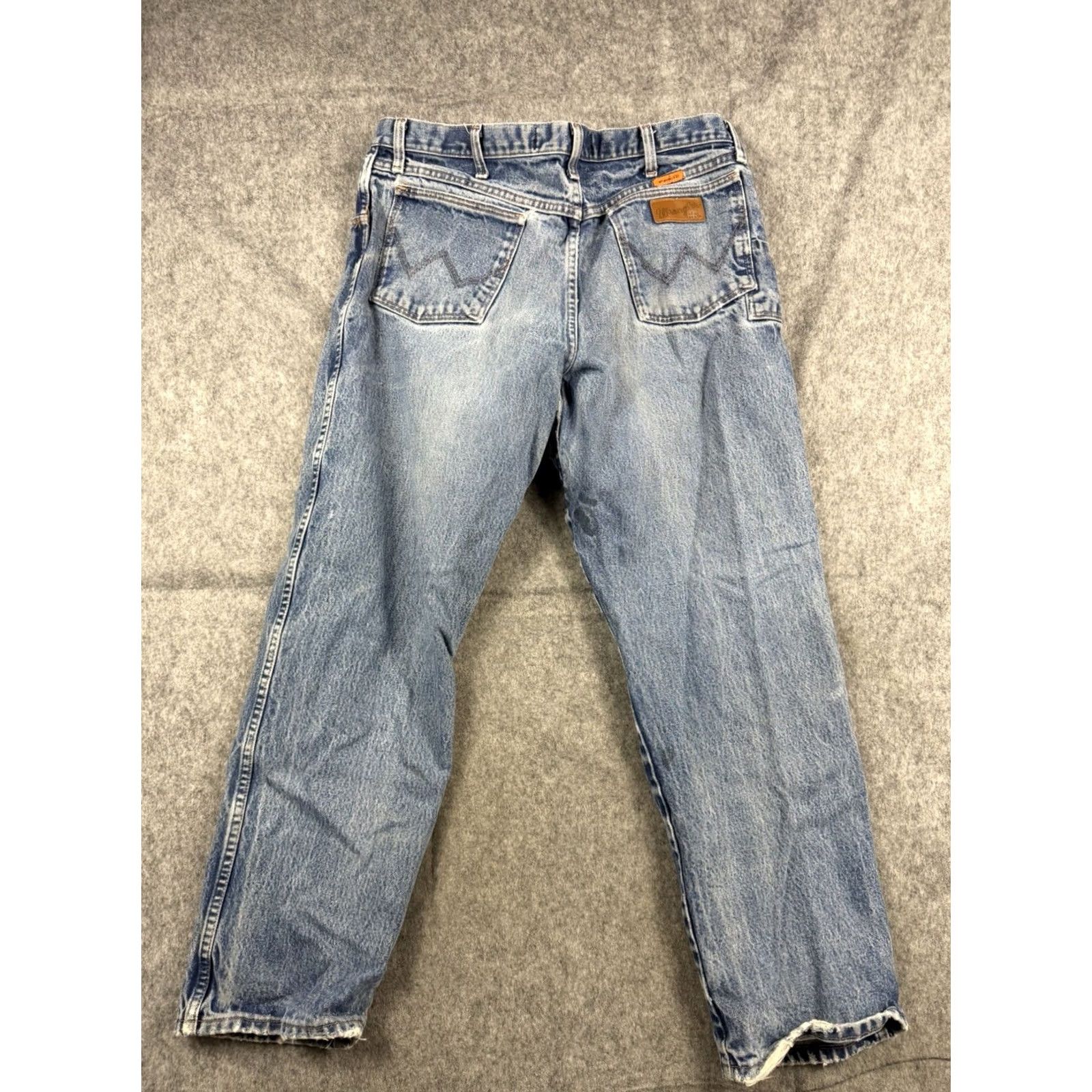 Wrangler Wrangler Jeans Men's 36x30 Flame-Resistant FR Straight Denim Blue Cotton 5-Pocket USA Cowboy Size US 36 / EU 52 - 7 Thumbnail