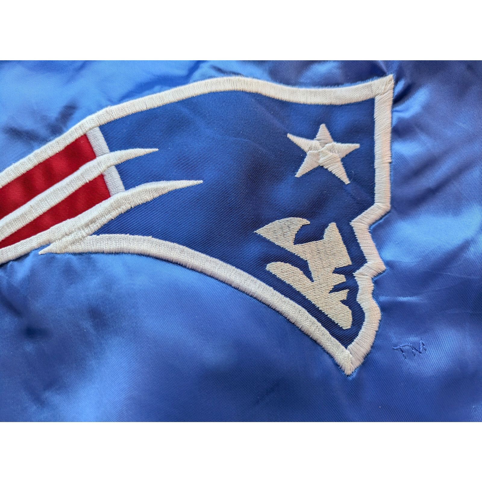 NFL × Starter New England Patriots 90s LEGENDS satin bomber L NFL vintage Size US L / EU 52-54 / 3 - 4 Thumbnail
