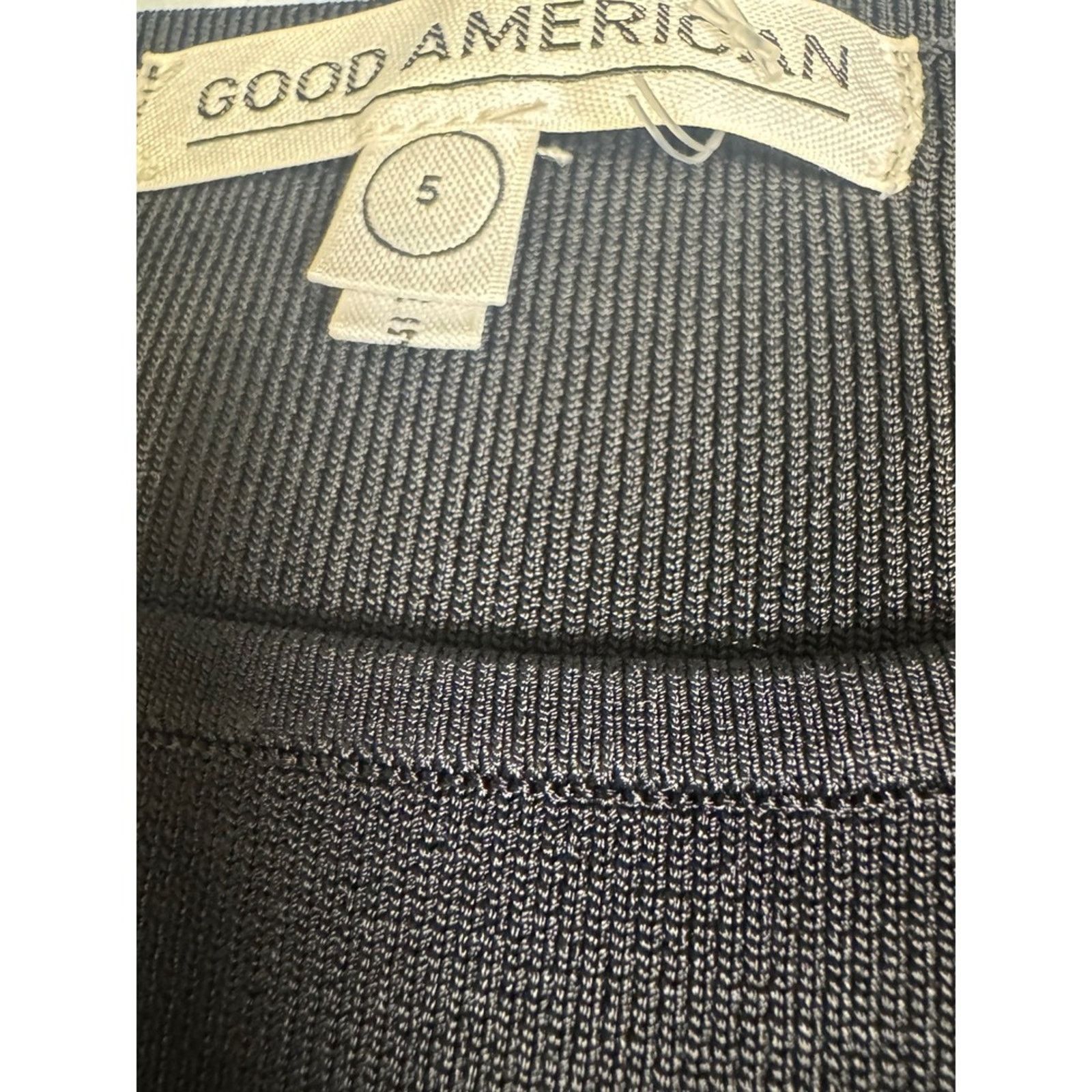 Good American Good American Black Ribbed Knit Bodycon with Grommet Size 5 Size S / US 4 / IT 40 - 5 Thumbnail