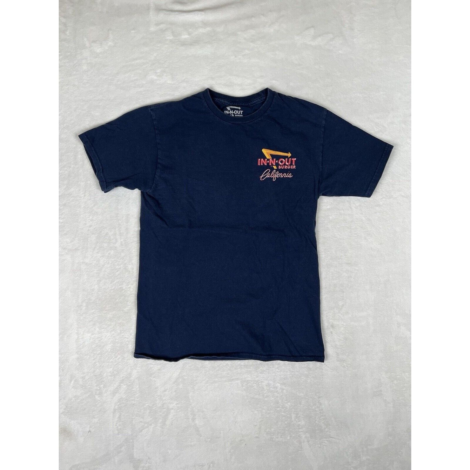 Vintage Vintage In N Out Burger T-Shirt Size Small Hot Rod Muscle Ca Size US S / EU 44-46 / 1 - 2 Thumbnail