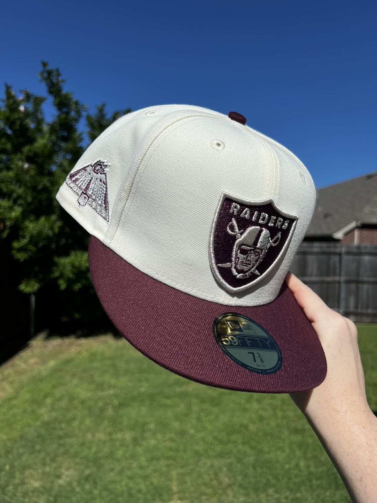OAKLAND RAIDERS NEW ERA 59FIFTY FITTED HAT OFF WHITE ⅜ - Main Image