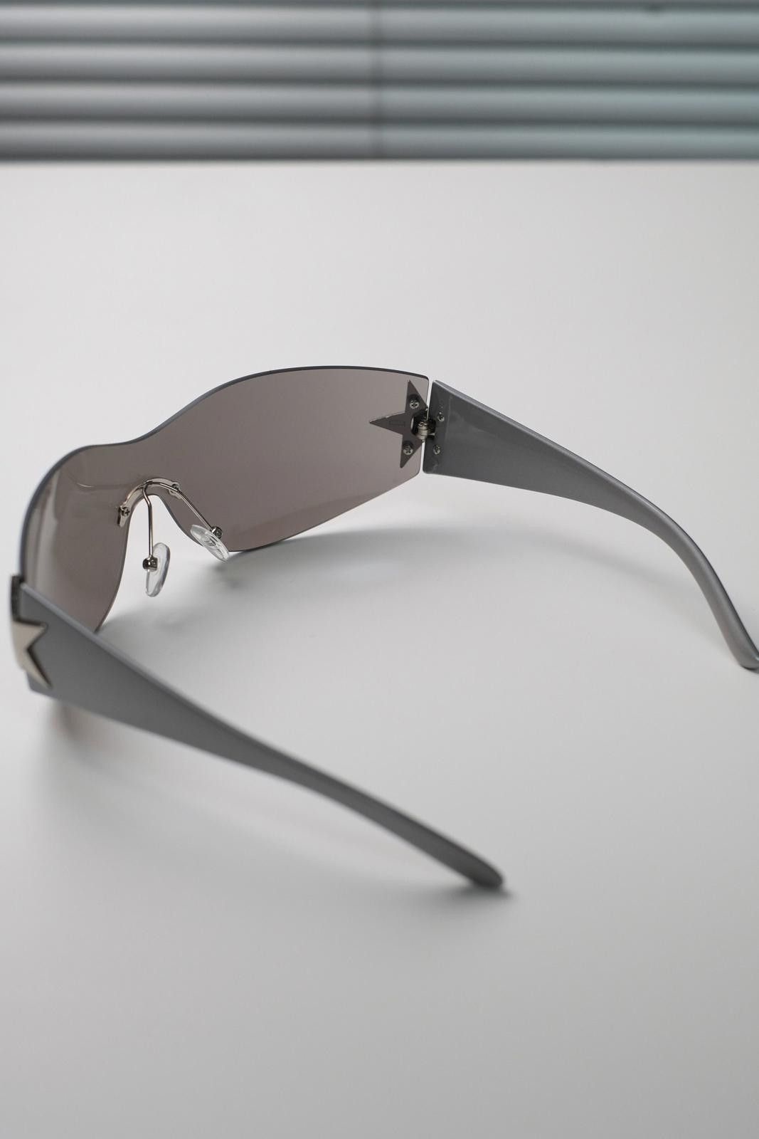 Other Y2k Vtg Avant Garde Cyber Punk Sliver Sunglasses Unisex OS Size ONE SIZE - 3 Thumbnail